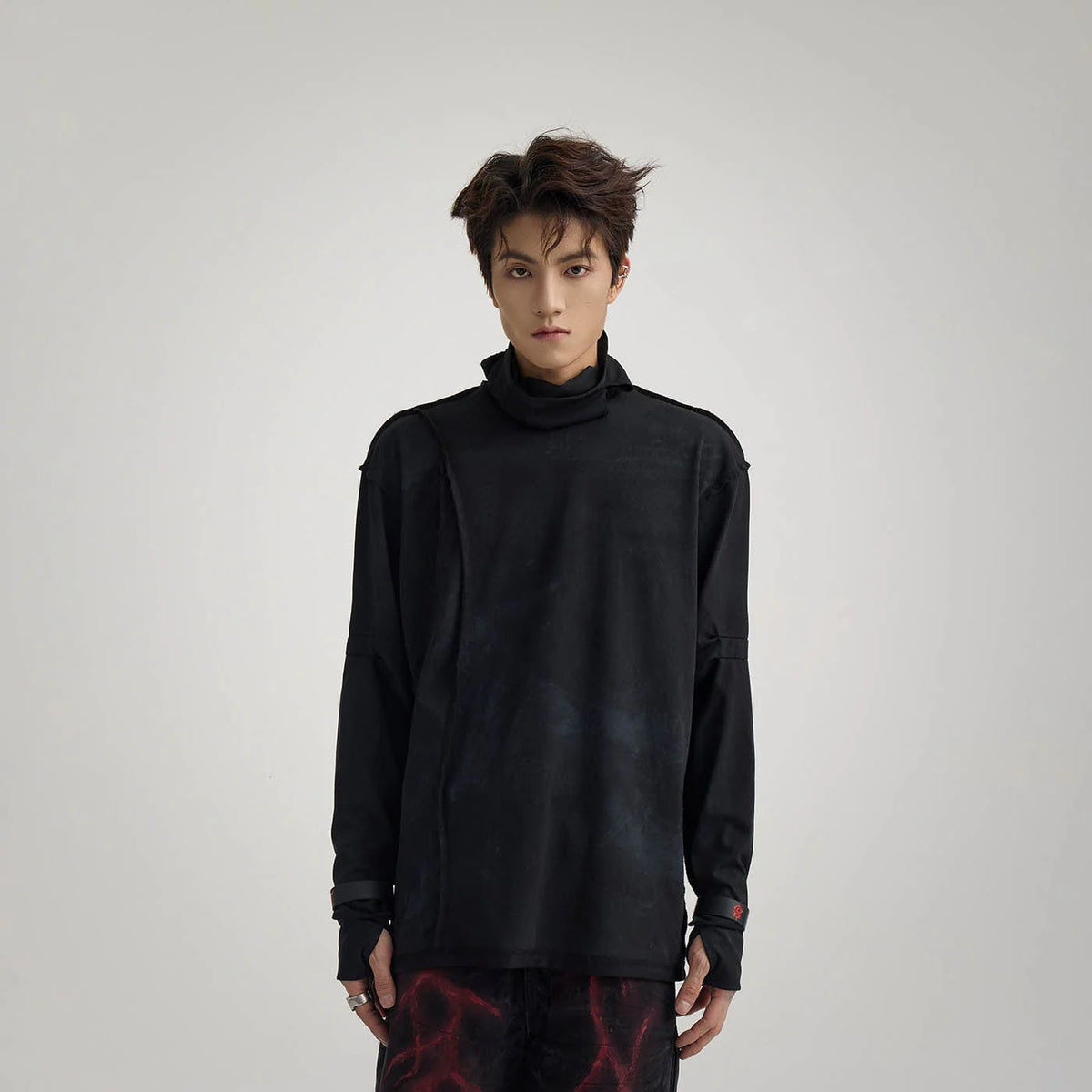 FLYERRER Distressed Reversible Spliced High-Neck L/S Tee