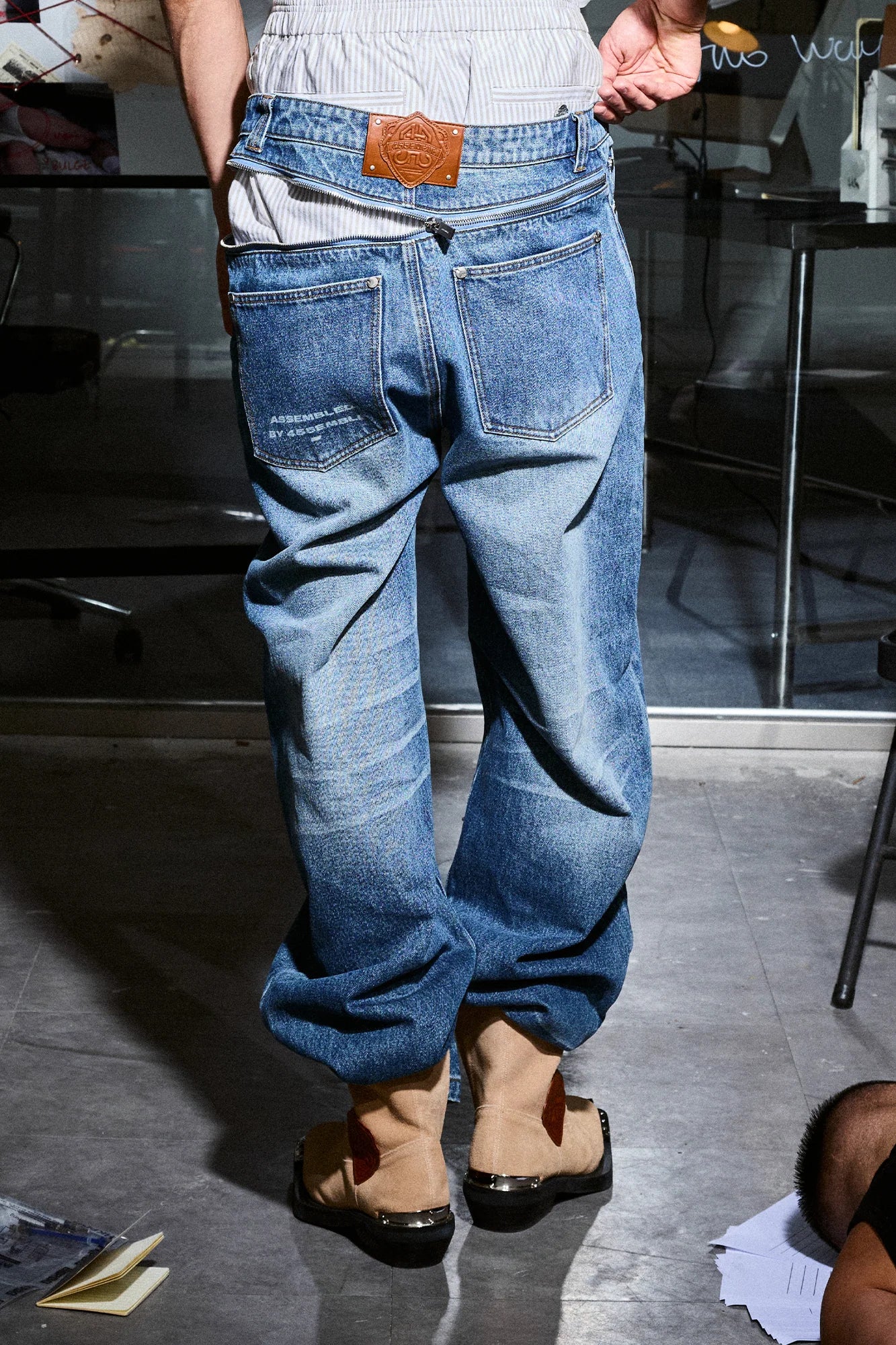 455EMBLE Washed Waist-Zip Wide-Leg Jeans