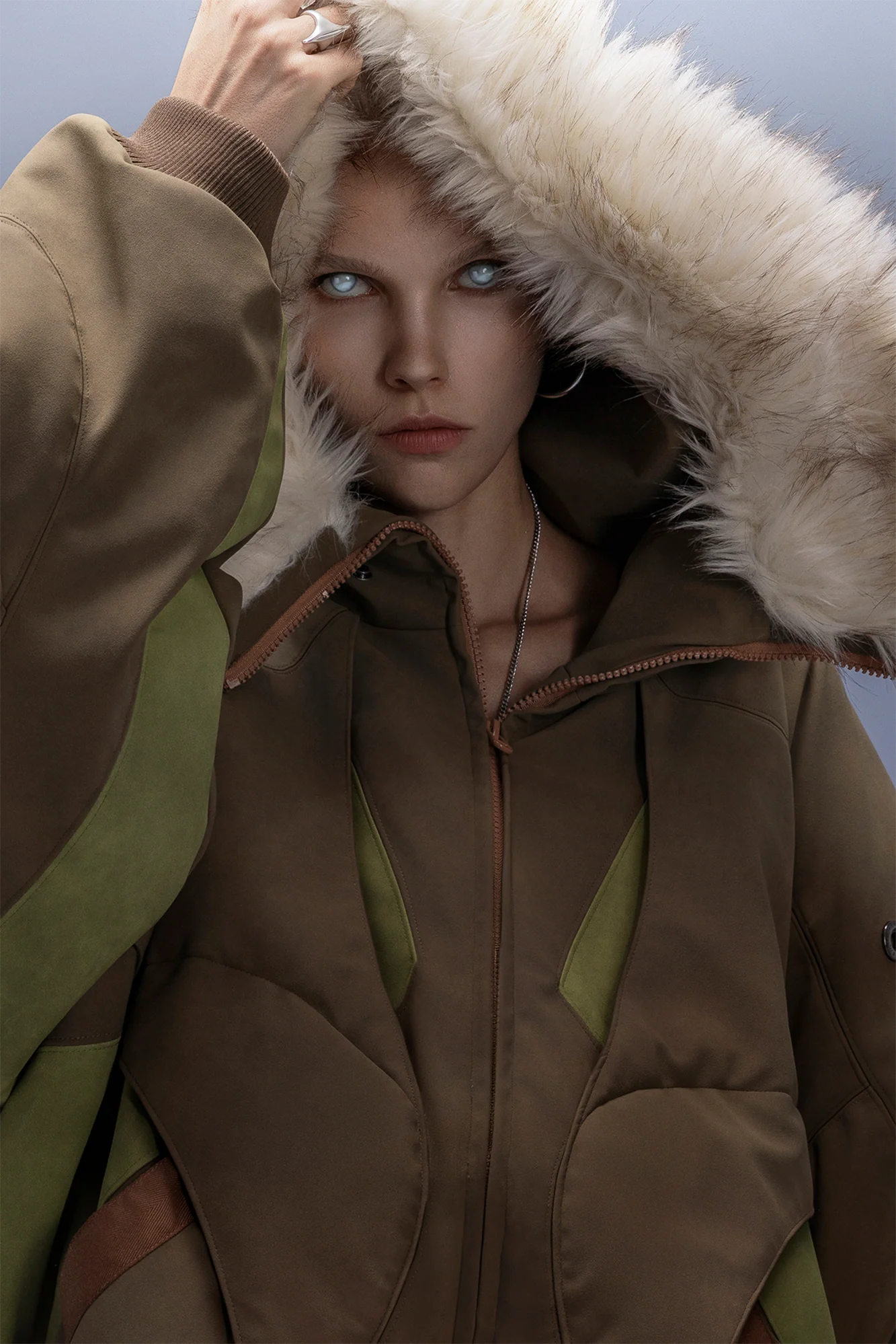 XIPHEVIL Faux Fur Trim Panel Puffer Jacket