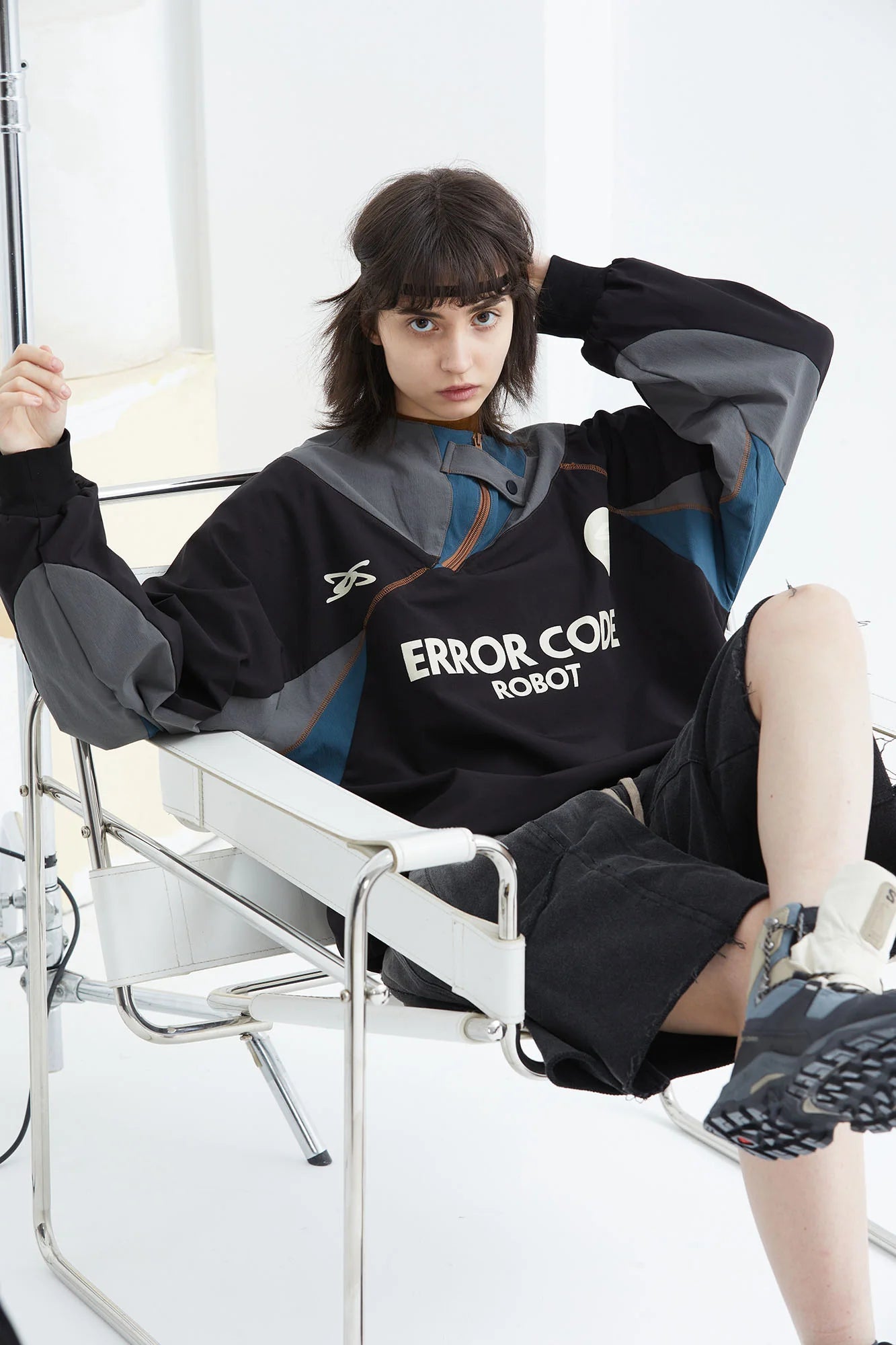 ERROR CODE ROBOT Asymmetric Zip Contrast Panel Sweatshirt