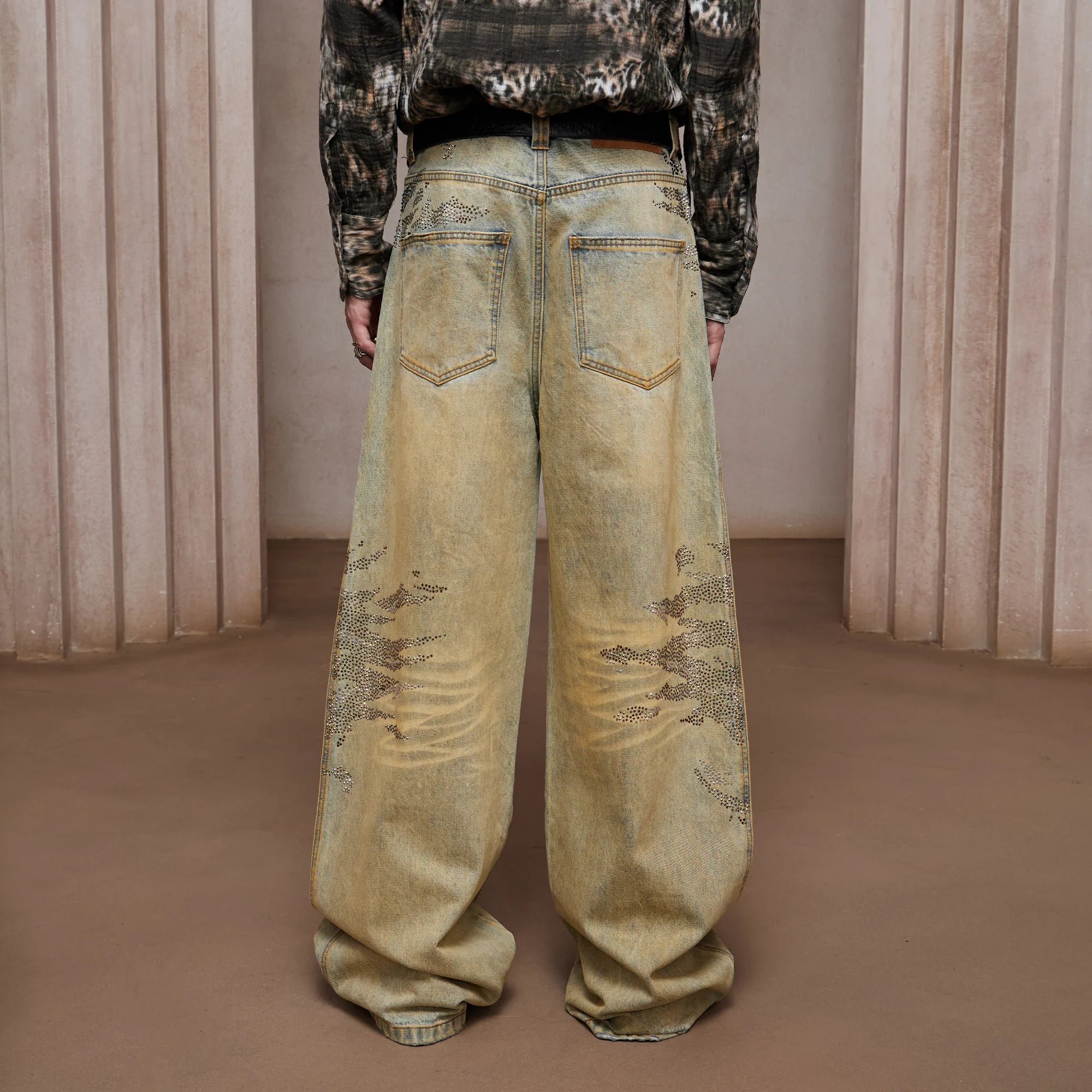 DND4DES Dirty-Washed Diamond Wide-Leg Jeans Yellow