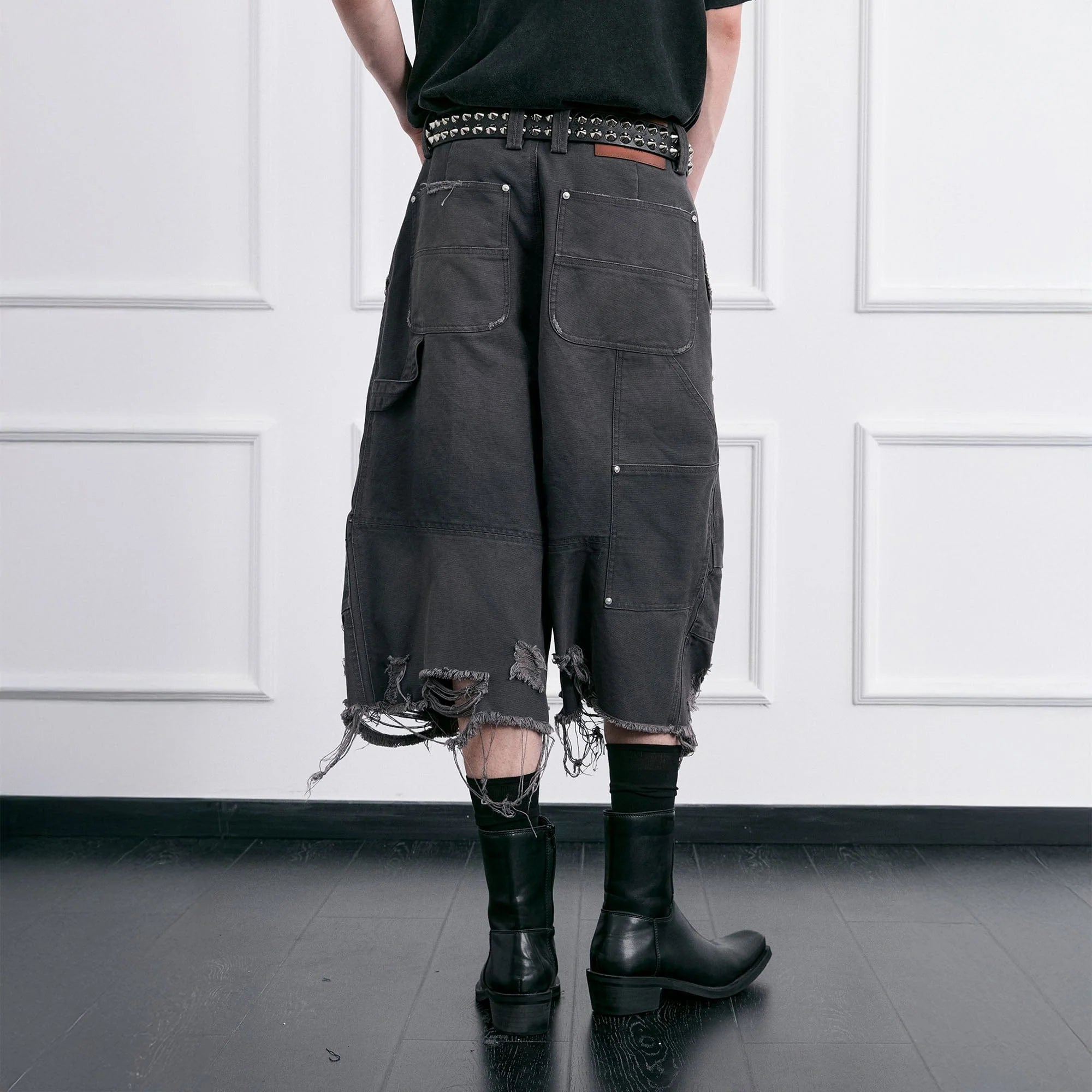 FACEONLAB Distressed Deconstructed Ripped Cargo Shorts