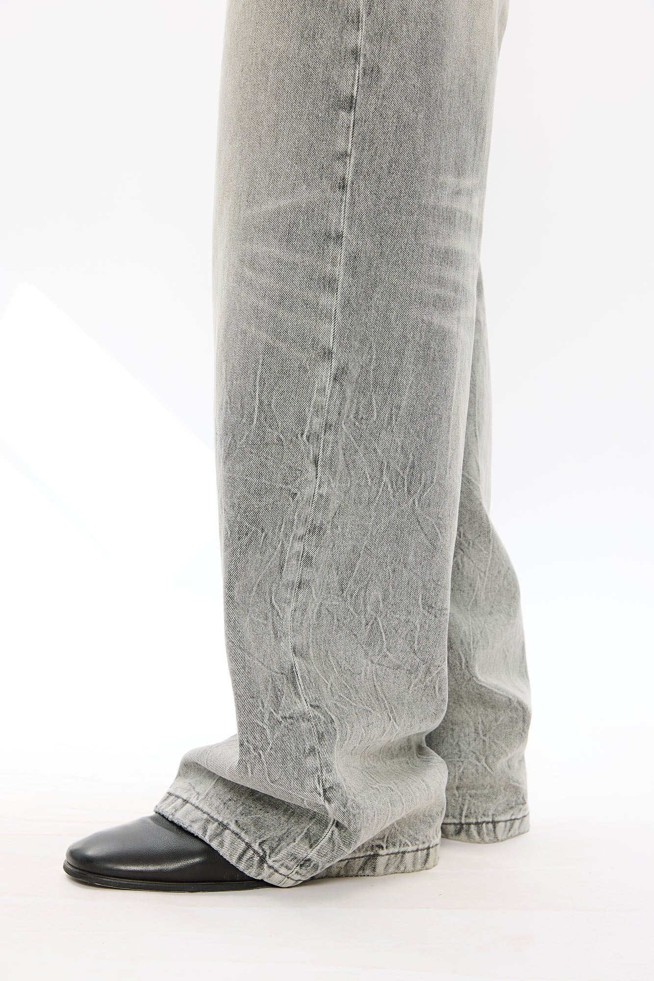 KREATE Whisker Washed Straight-Leg Jeans