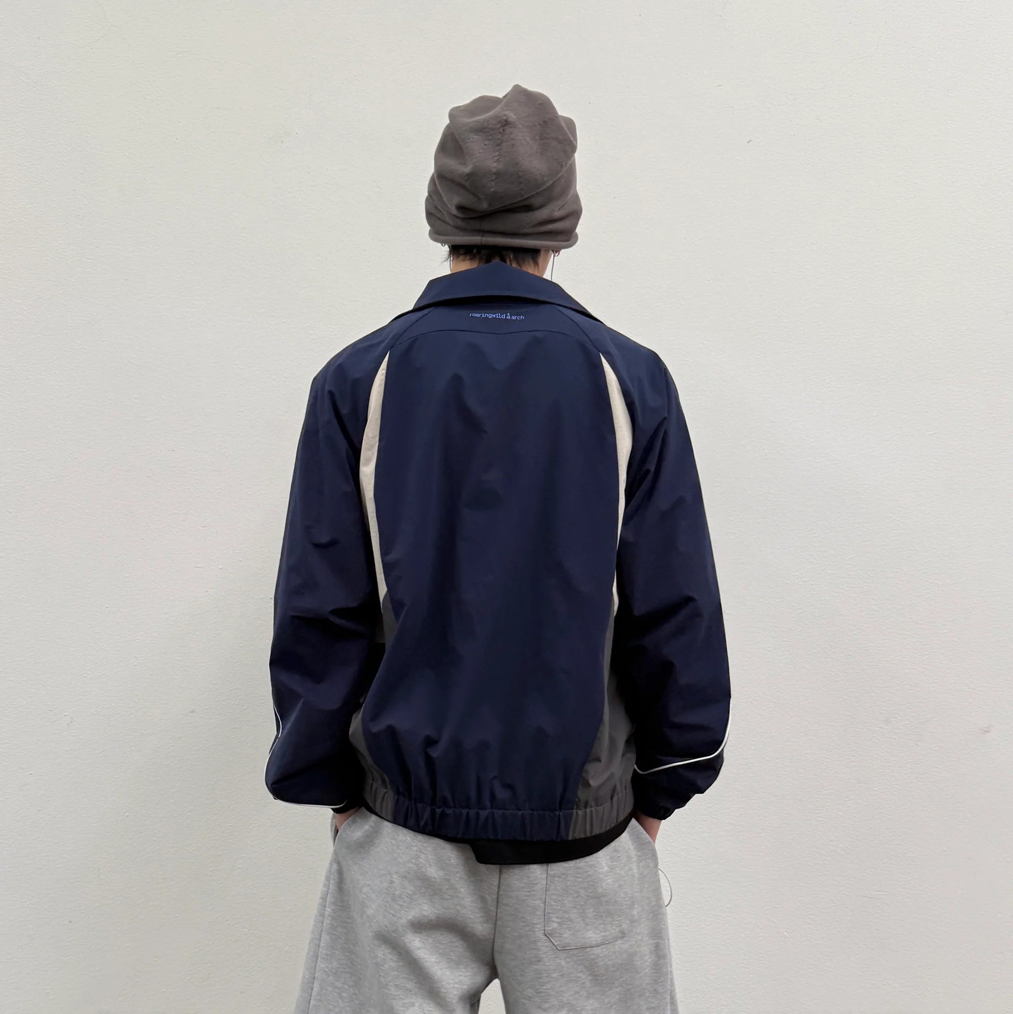 ROARINGWILD A ARCH Embroidered Graphic Raglan Jacket