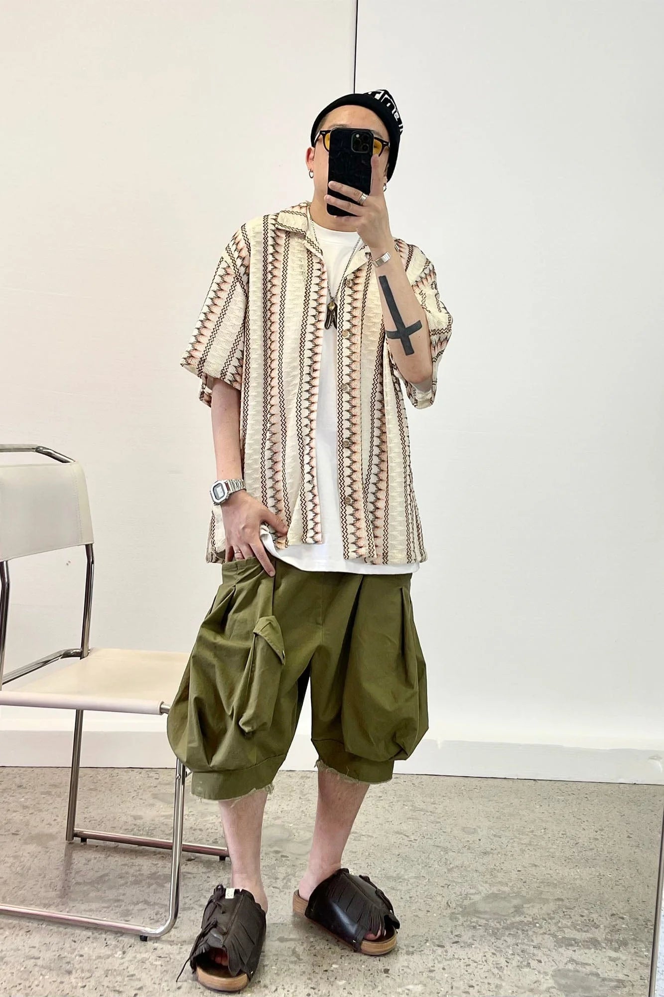 ME DA IGUAL Multi-Pocket Raw Hem Utility Balloon Shorts
