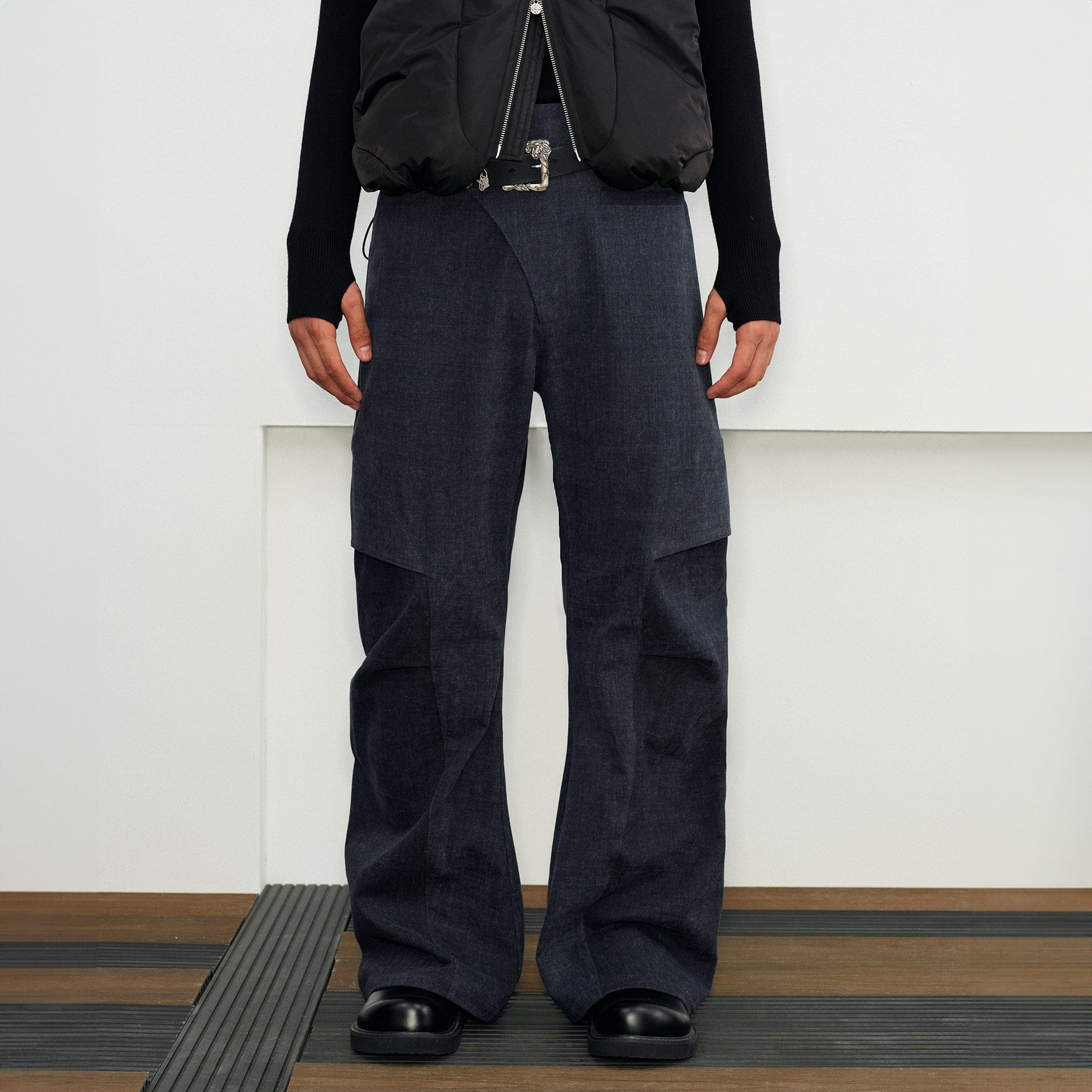 KREATE Crinkled Asymmetrical Closing Pants