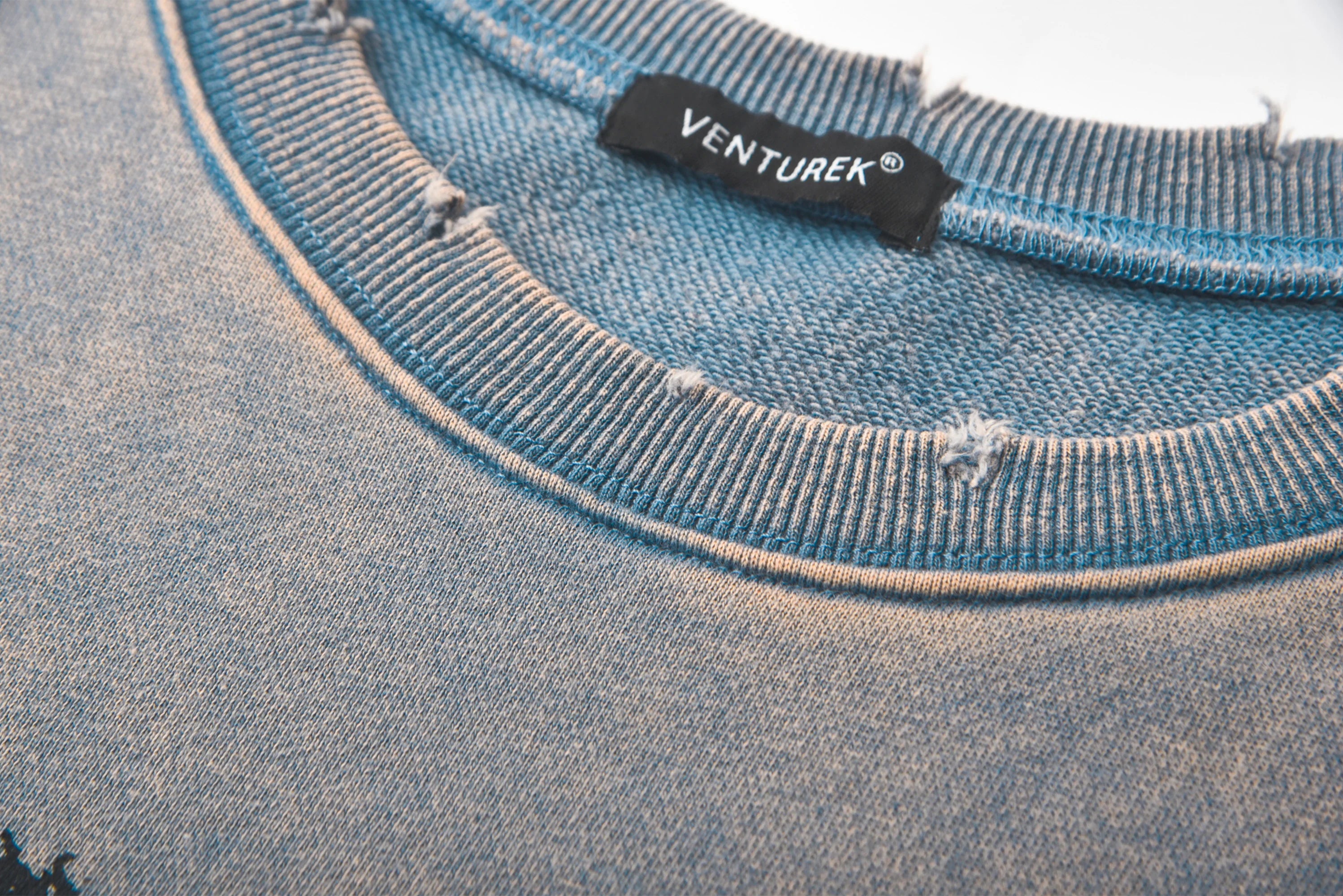 VENTUREK Washed Graphic Frayed Hem Sweatshirt