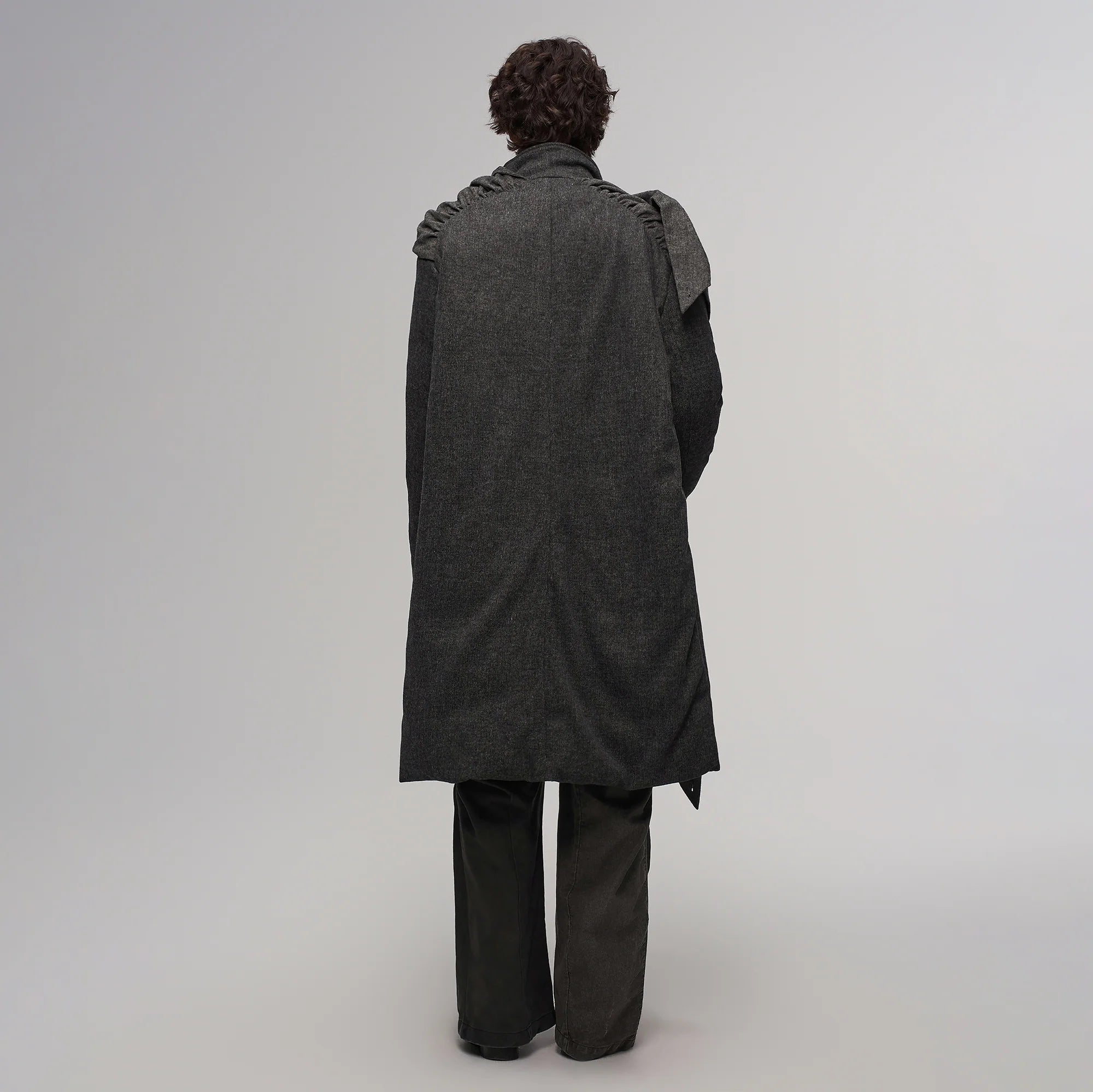 ILNya Nieternite Nifutur Wrapped Scarf 3M Overcoat