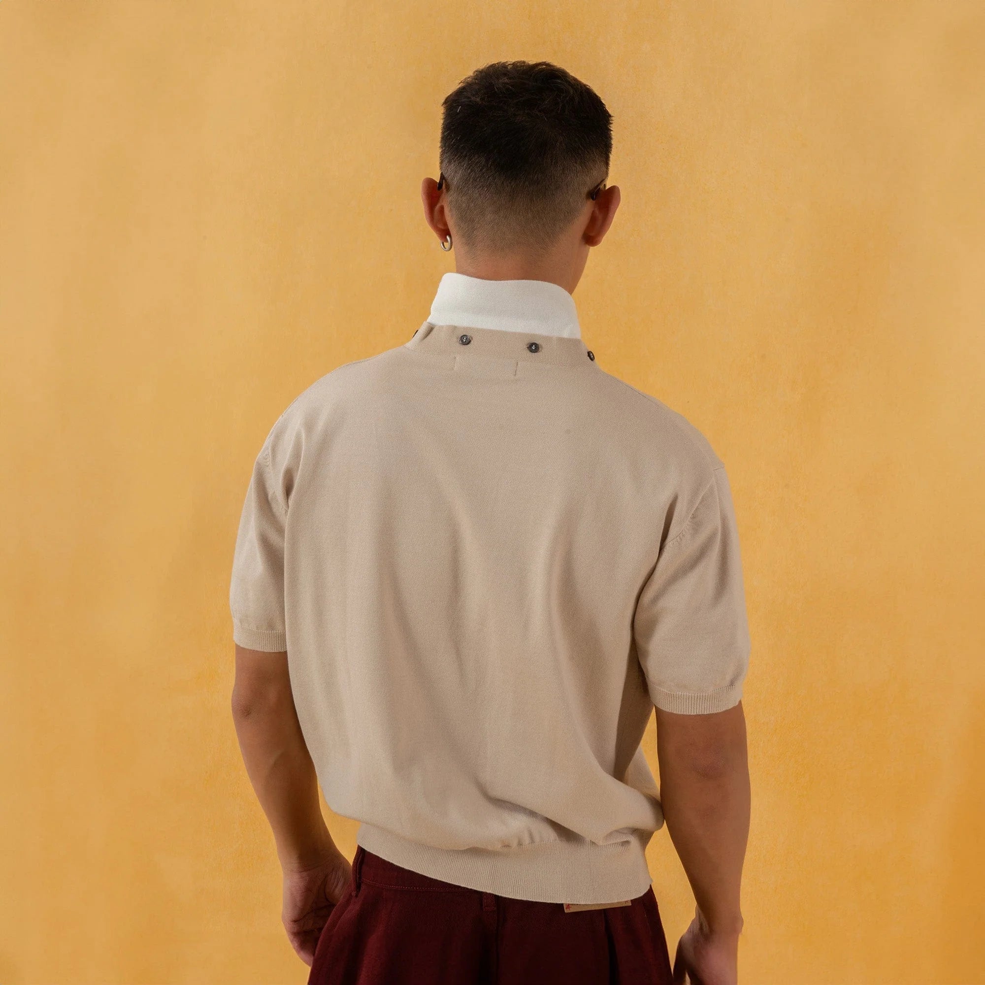 CLP V-Neck Detachable Collar Knitted Tee