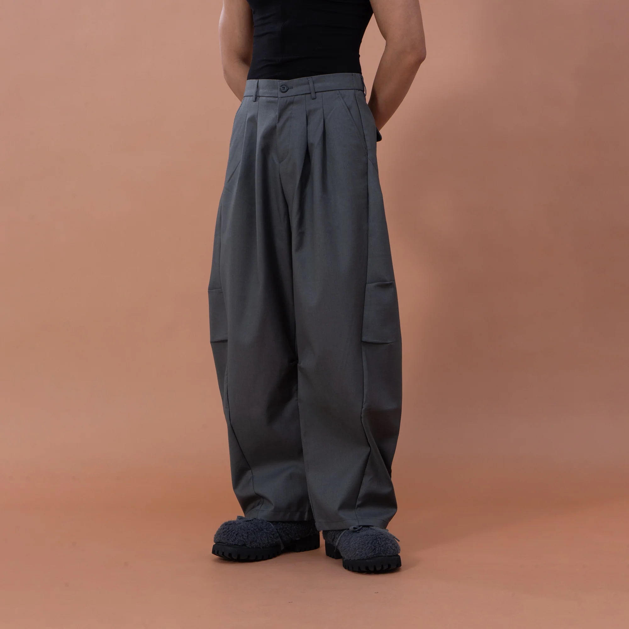 CLP Essential Pleat Curved-Leg Trousers