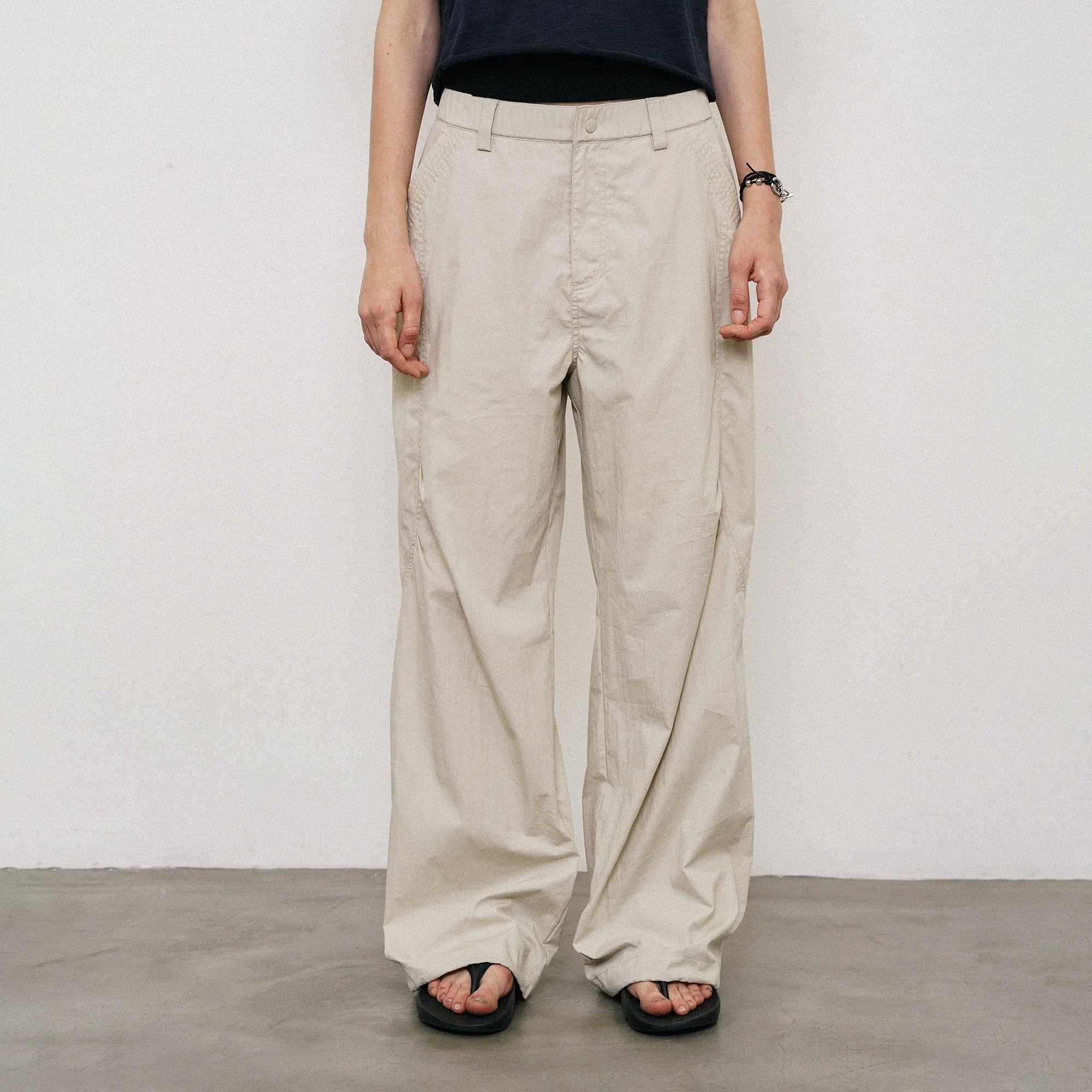 ROARINGWILD A ARCH Essential Drawstring Parachute Pants