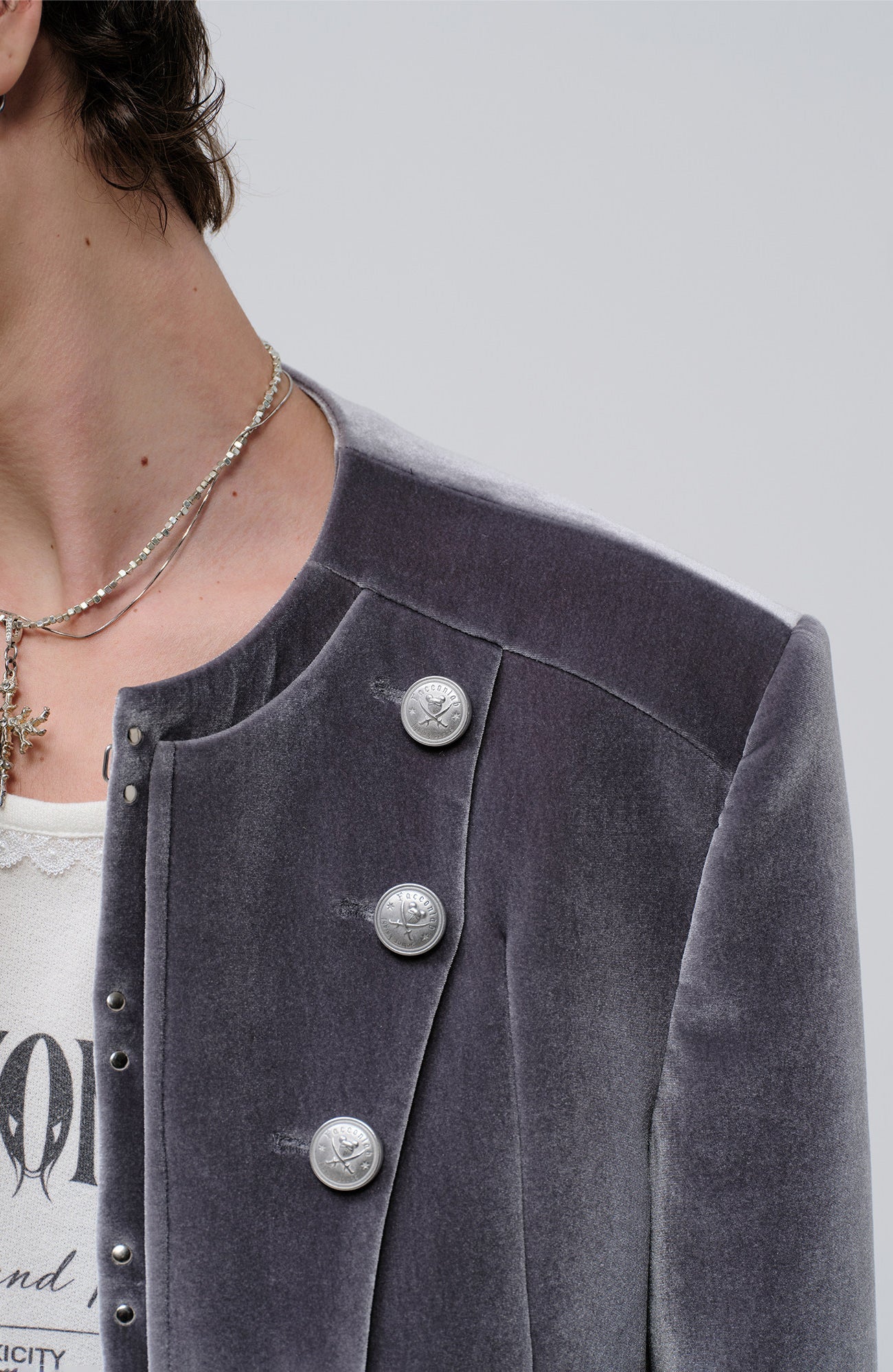 FACEONLAB Velvet Operatic Cropped Jacket Gray