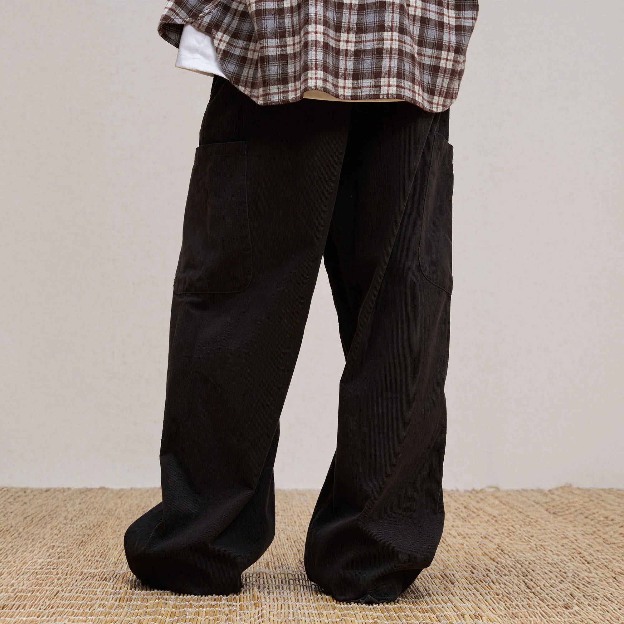 UNLIMITED MOTE Corduroy Pleated Baggy Pants