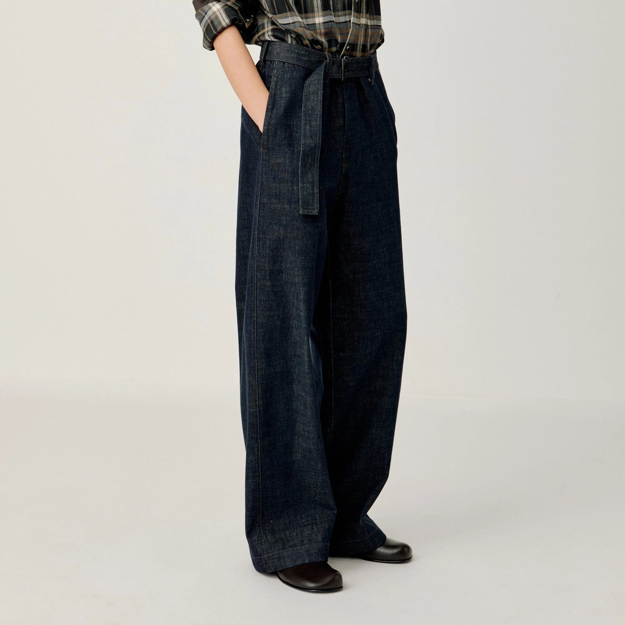 OPICLOTH Essential Washed Belted Wide-Leg Jeans