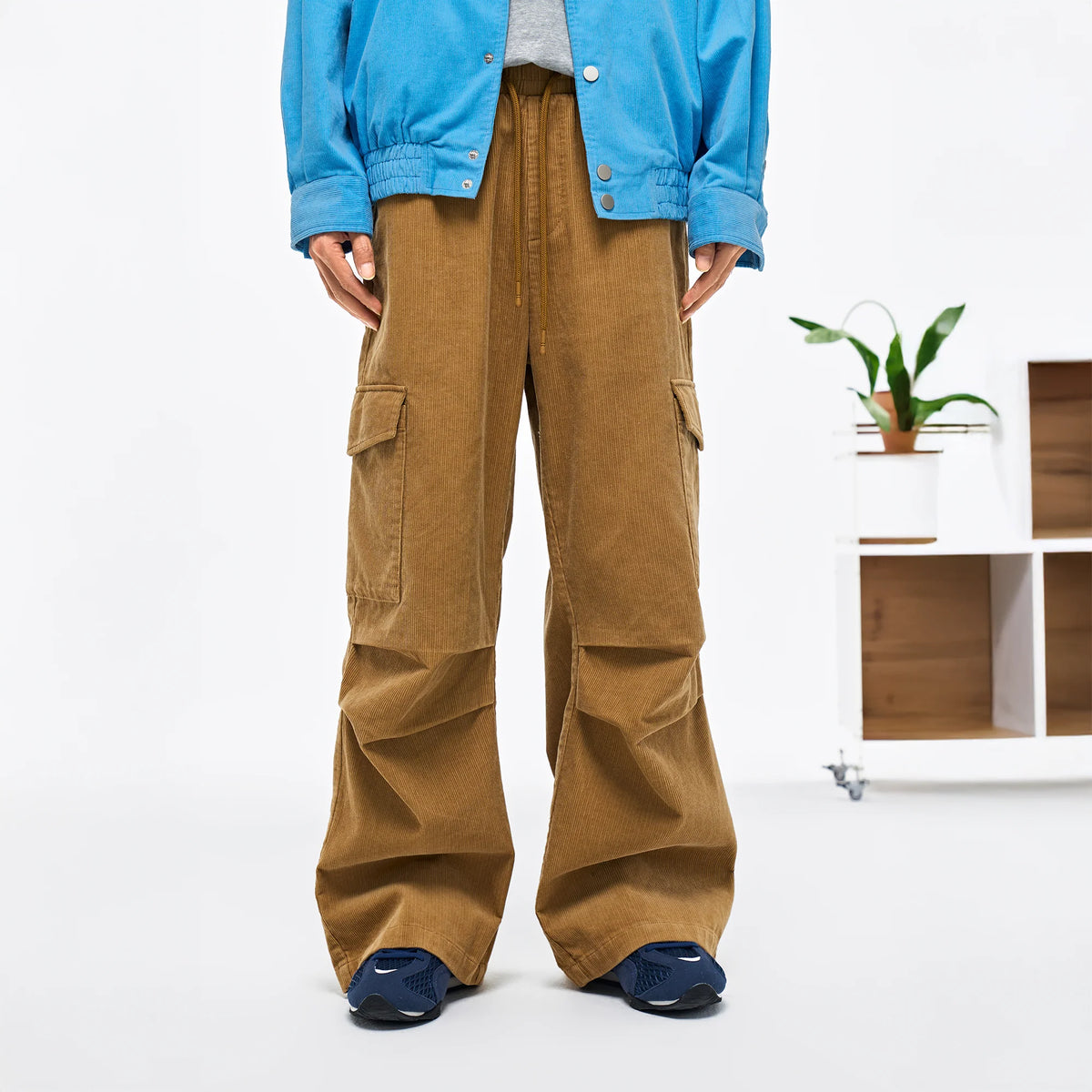 OVERLAPS Corduroy Wide-Leg Stacked Trousers