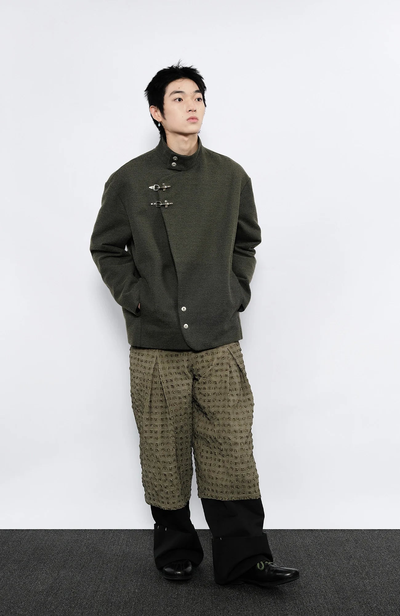 7440 37 1 Asym Placket Toggle Button Jacket