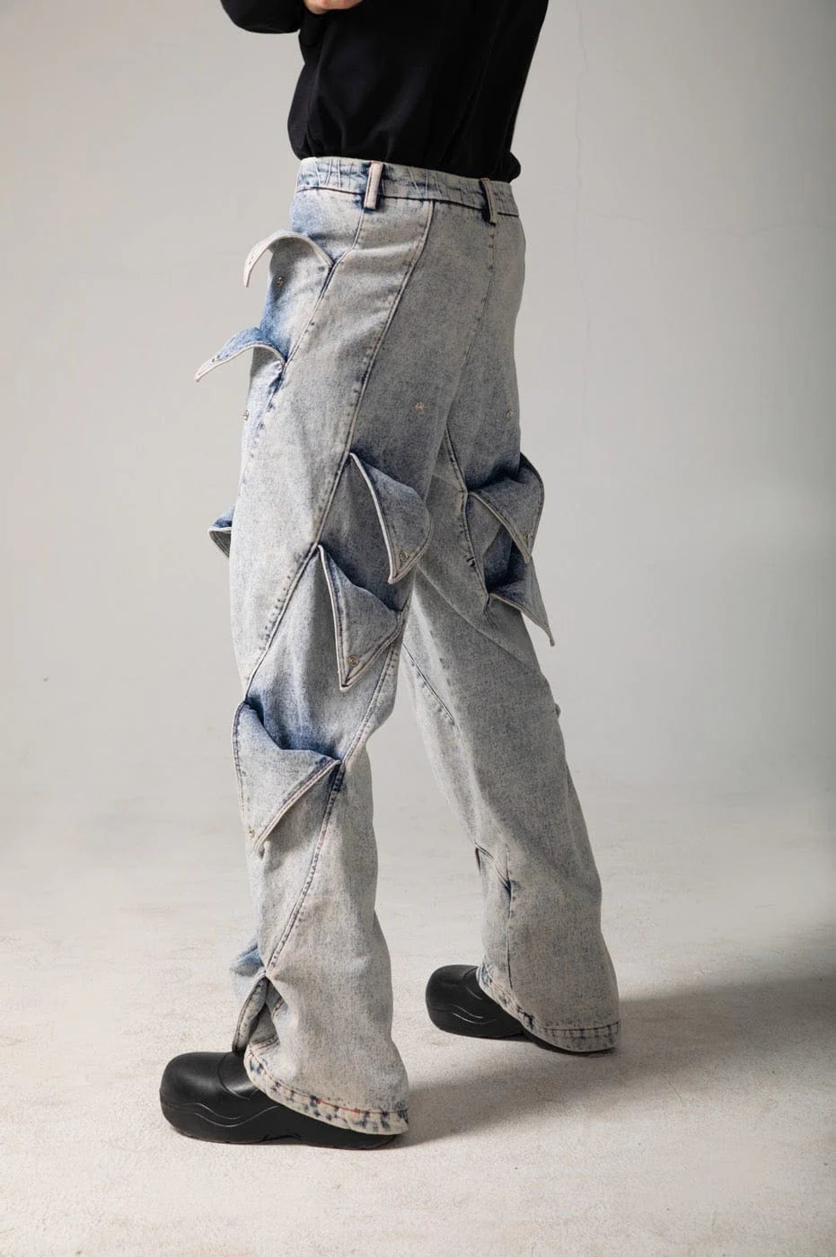 DND4DES Deconstructed Rose Petals Washed Jeans