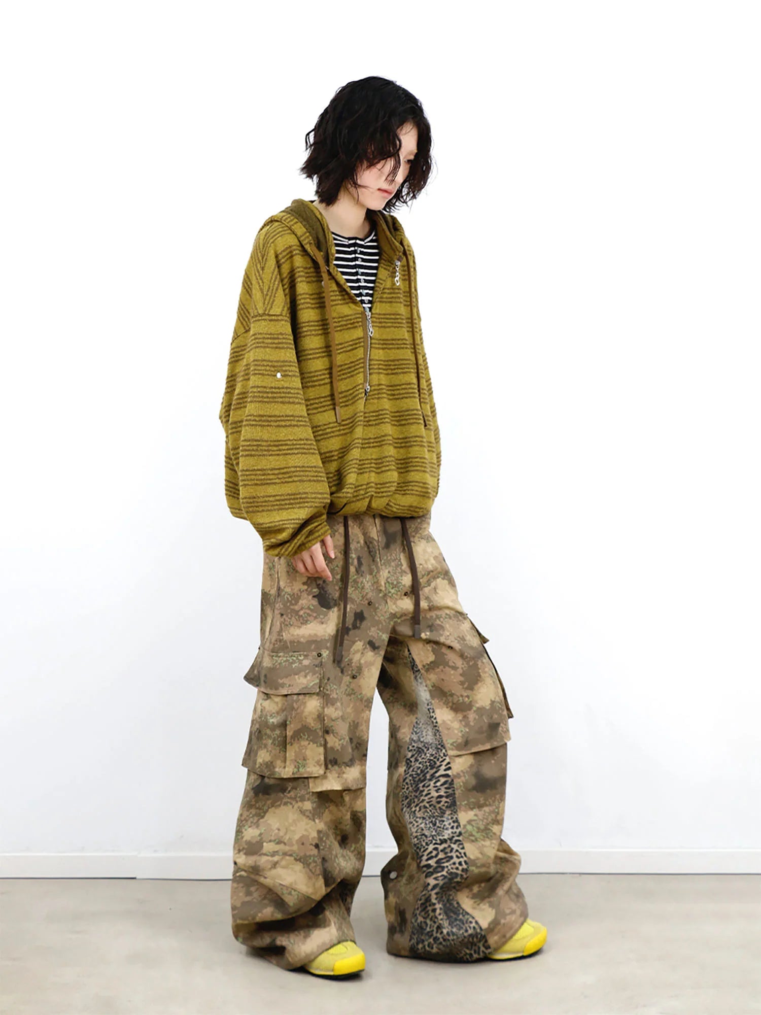 RELABEL Leopard Panel Camo Cargo