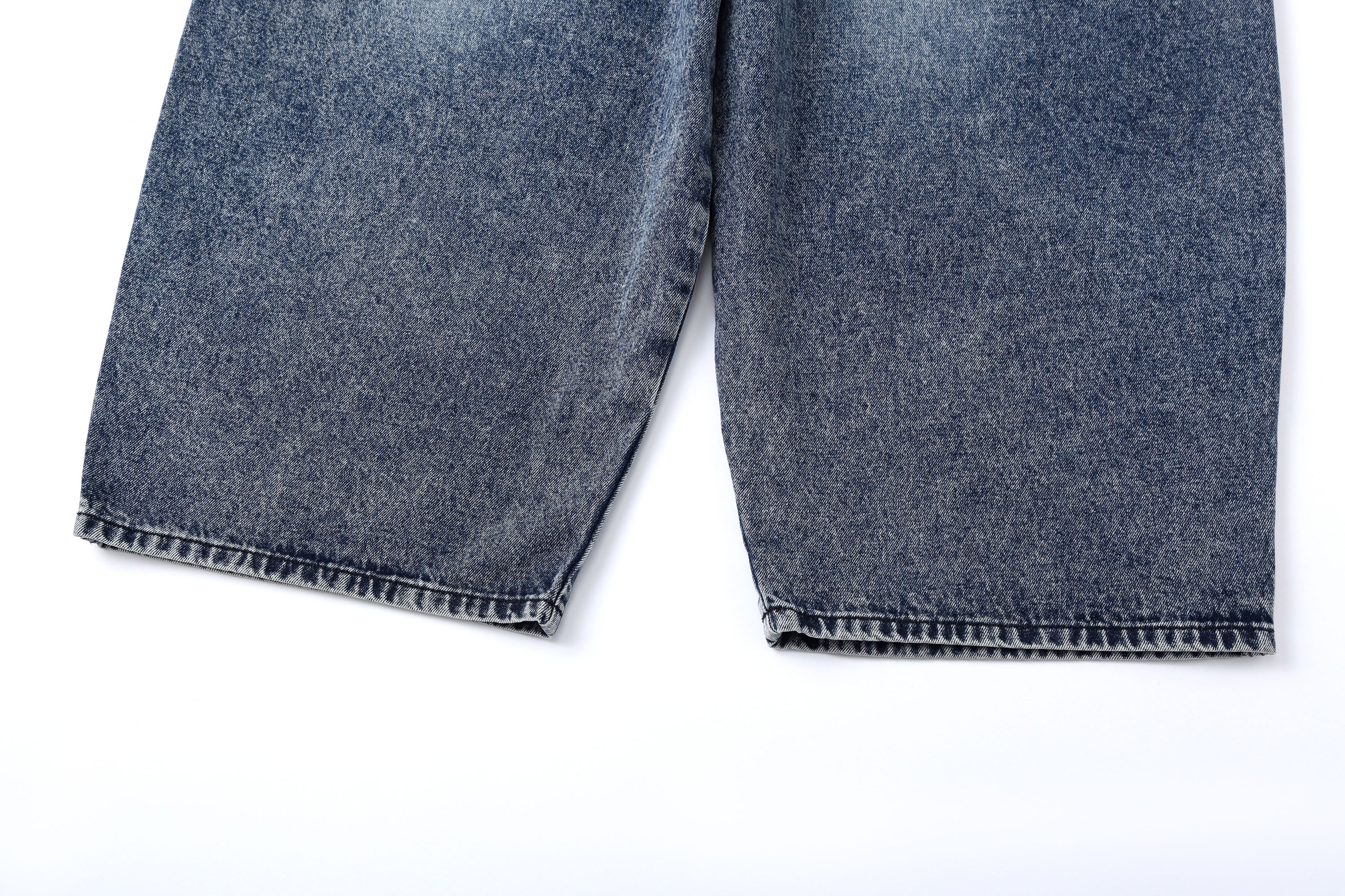 CLP Distressed Contrast-Panel Oversized Jeans