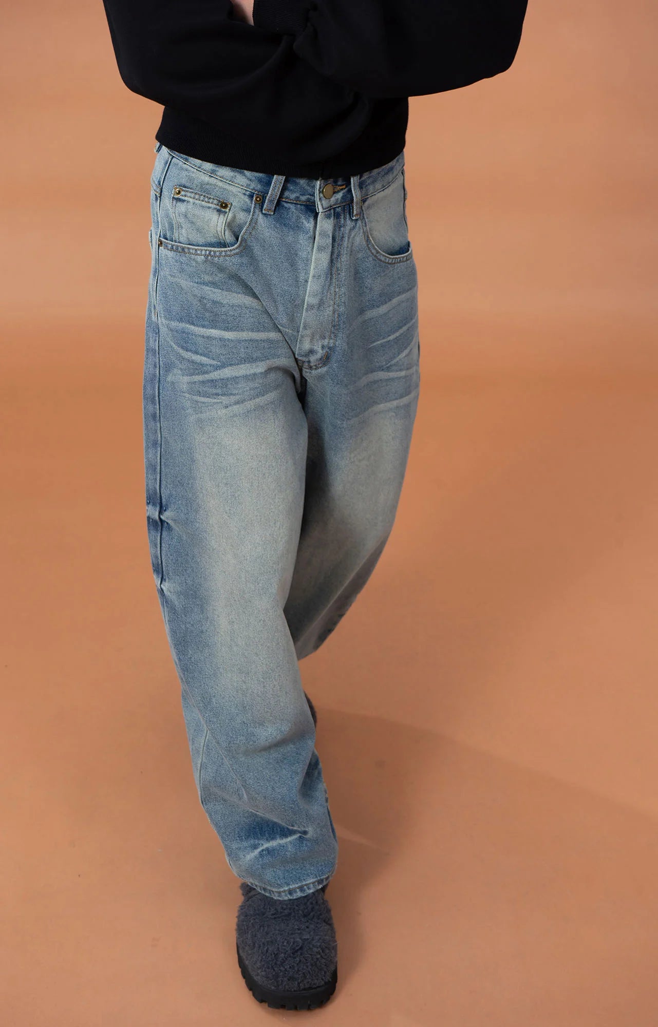 CLP Whiskering Washed Oversized Curved-Leg Jeans