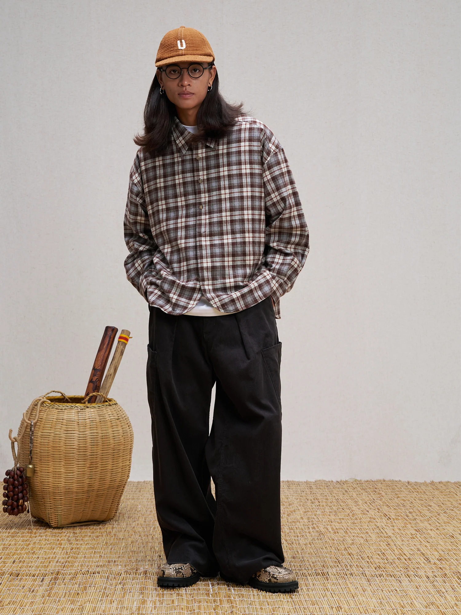 UNLIMITED MOTE Plaid Oversized Half-Open Collar Shirt Brown