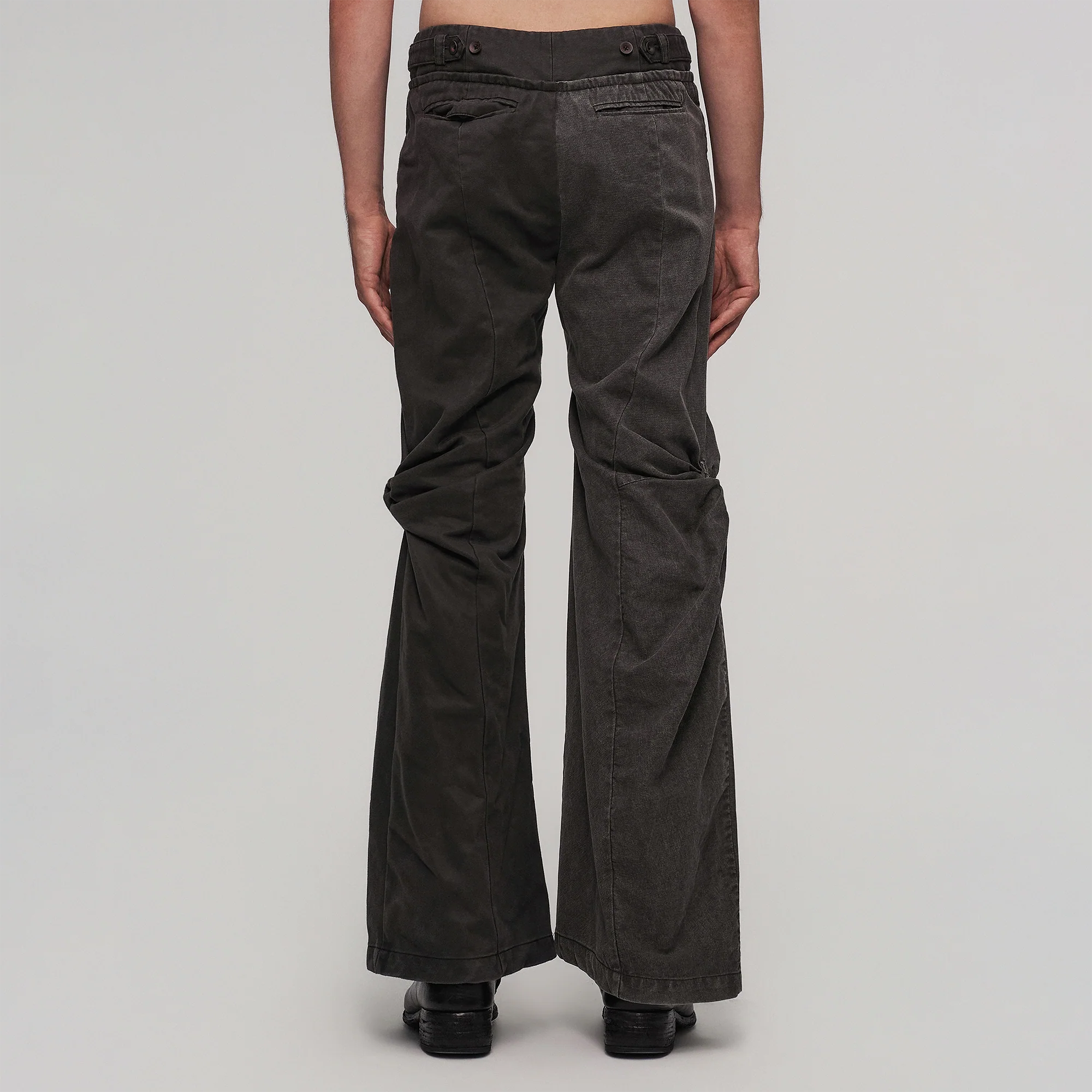 ILNya Nieternite Nifutur Contrast-Spliced Twist-Knee Flared Trousers