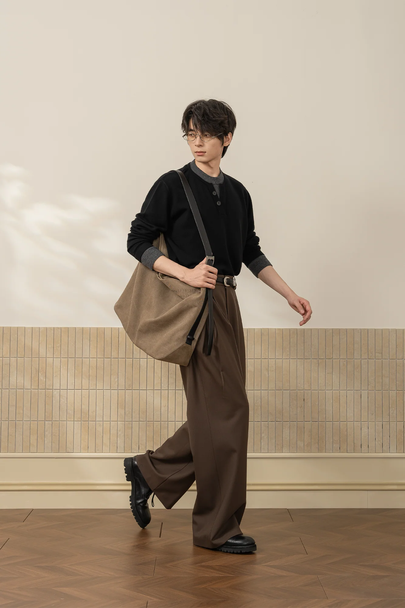 MOITIEDEPETALE Wool-Blended Pleats Trousers