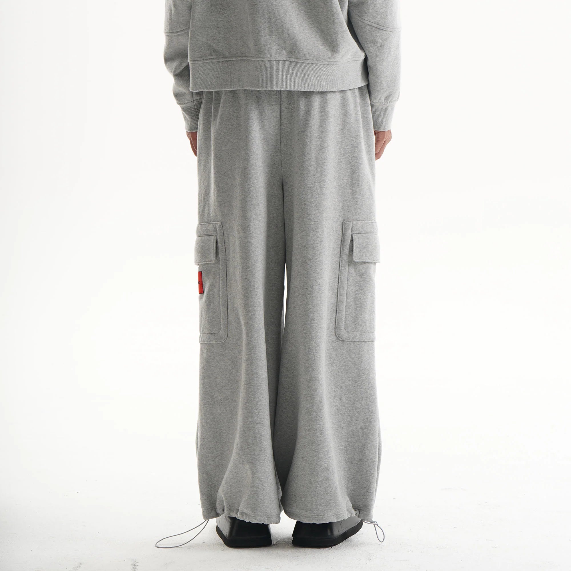 ORAL UTOPIA Fleece-Lined Multi Pocket Sweatpants