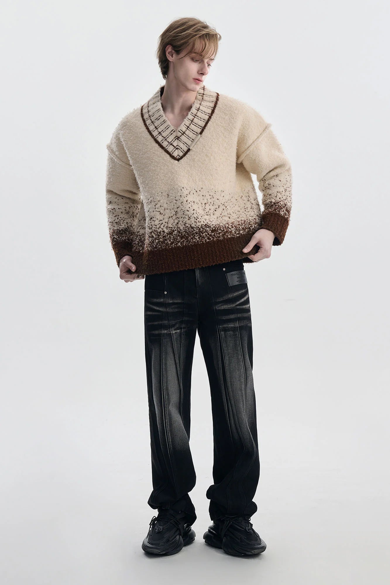 TIWILLTANG Gradient Wool V-Neck Sweater