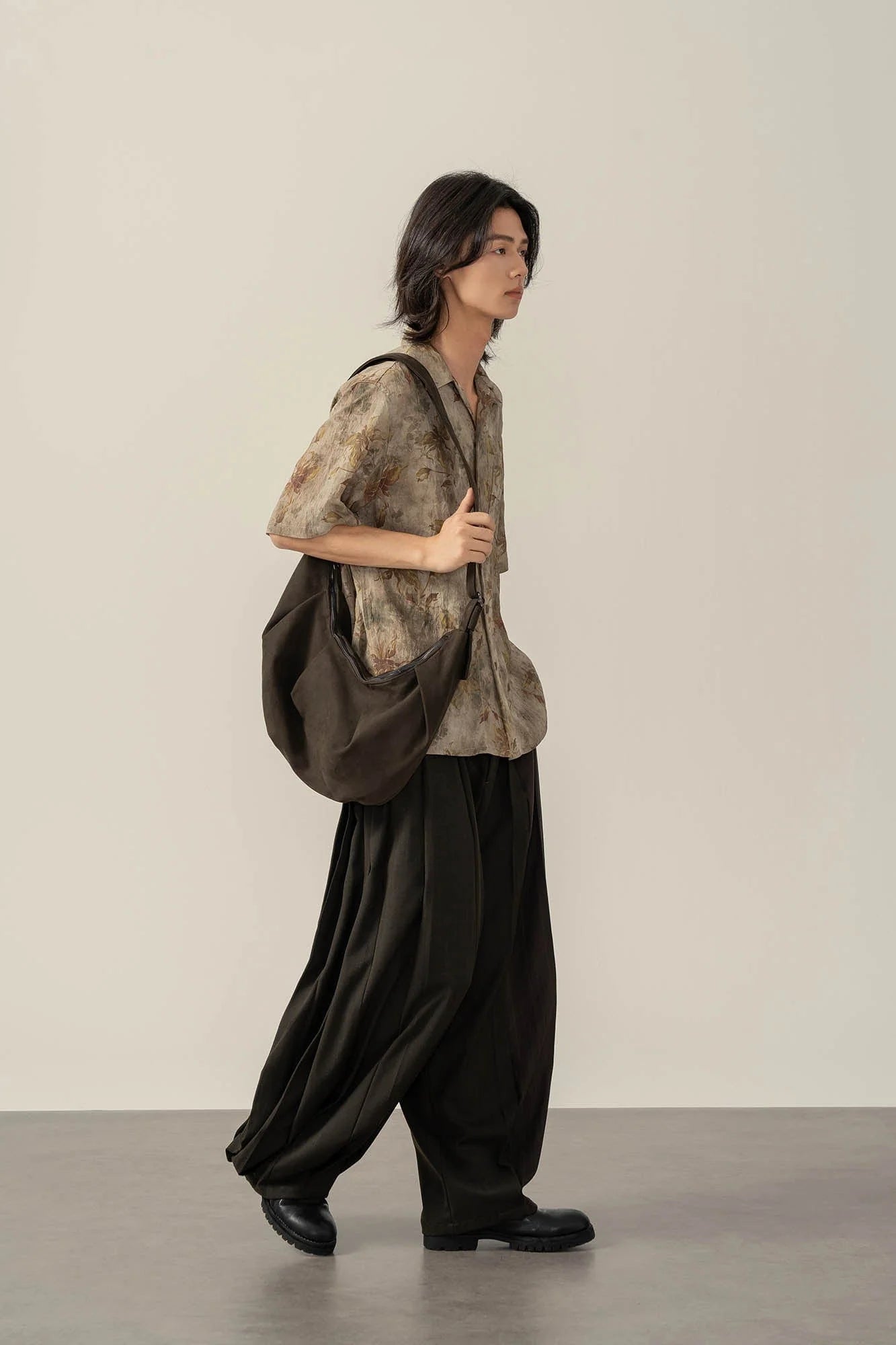 MOITIEDEPETALE Retro Wrinkled Watercolor Floral Half Shirt