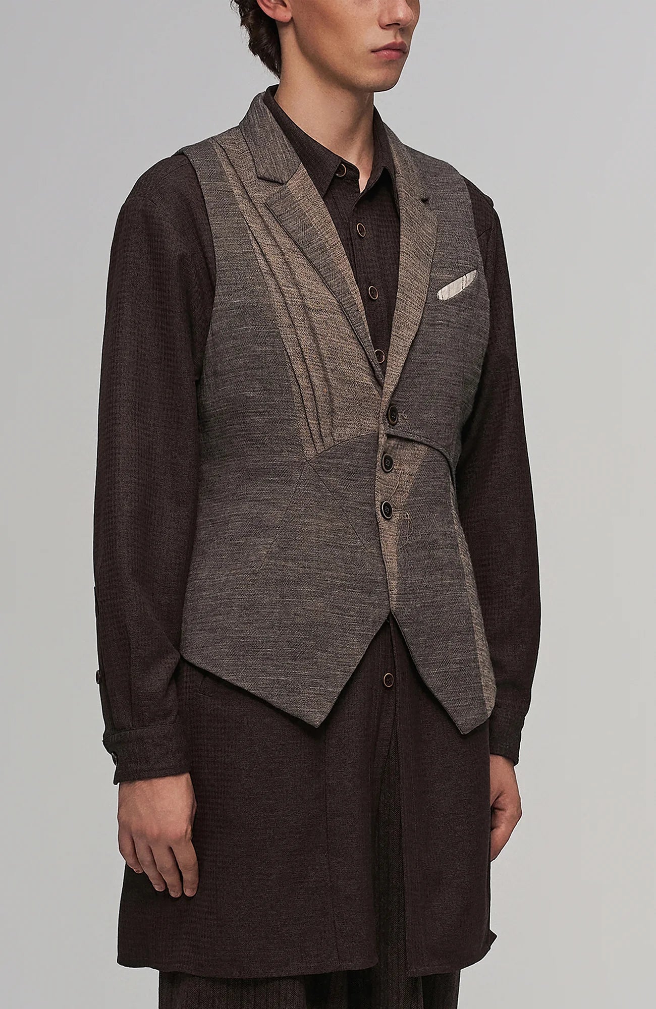 ILNya Nieternite Nifutur Deconstructed Paneled Belted Vest
