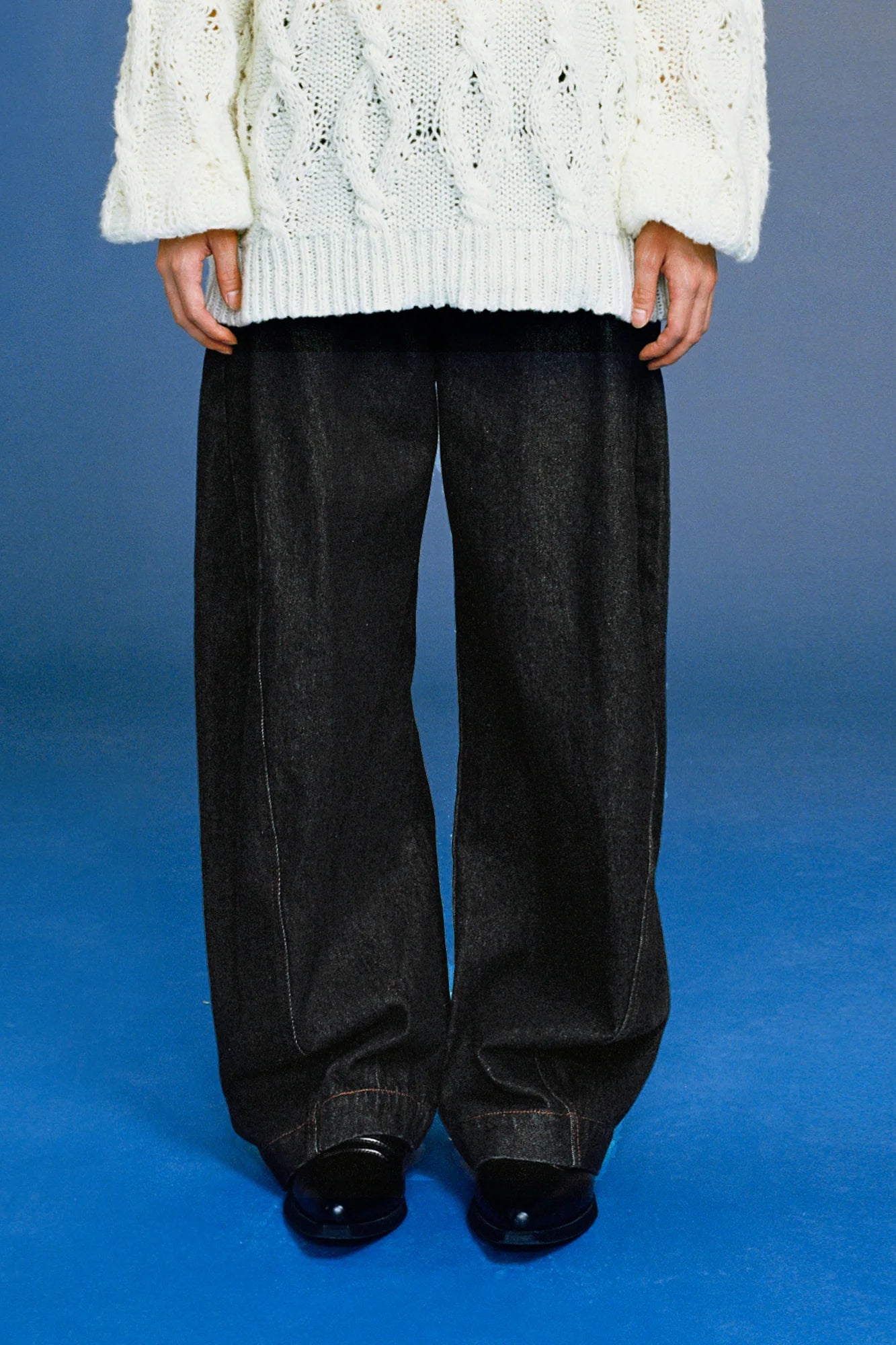 OPICLOTH Curved Panel Oversized Raw Jeans