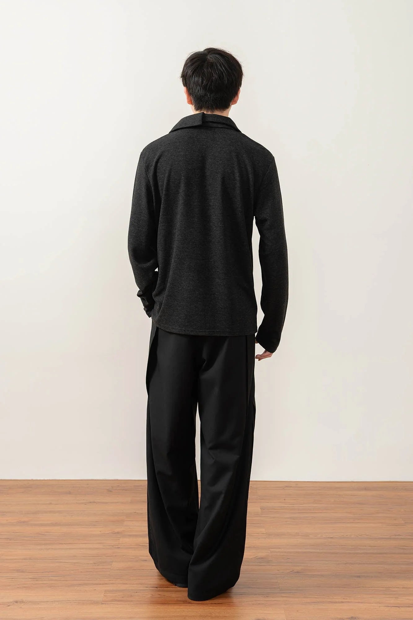 MOITIEDEPETALE Asymmetrical Collar Stitch Spliced Pullover