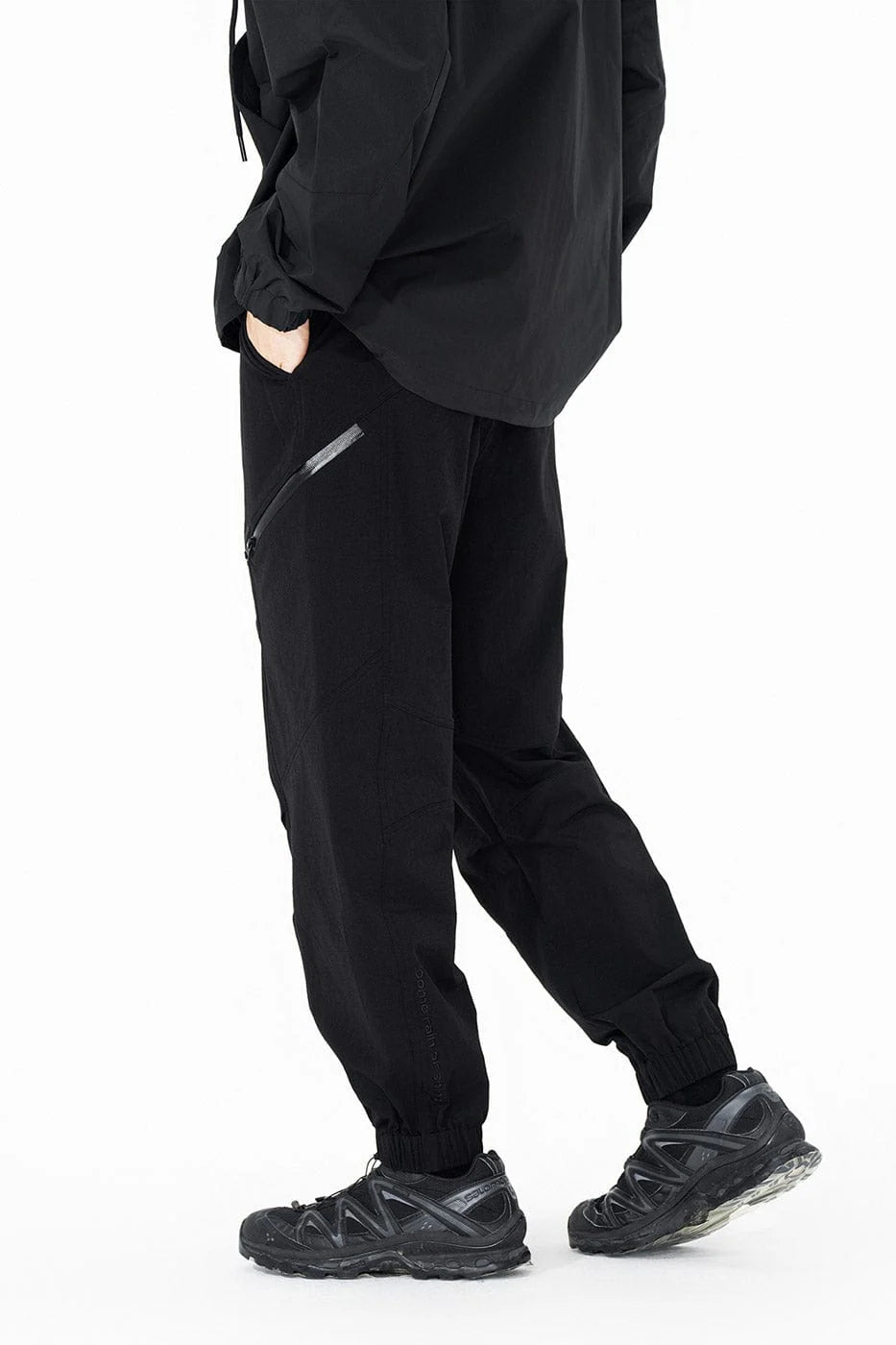 ENSHADOWER Crinkled & Pleated Zipper Jogger