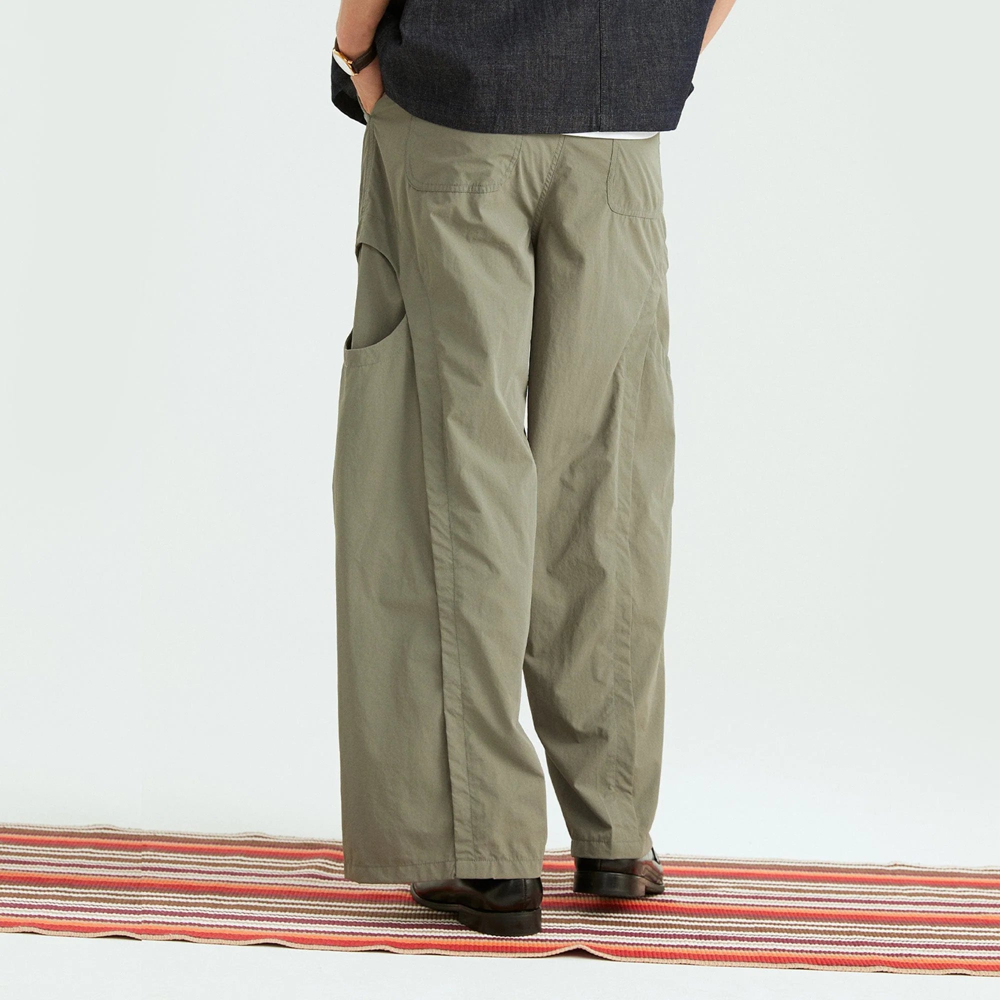 ONADAILYBASIS Curved-Pocket Paneled Utility Pants