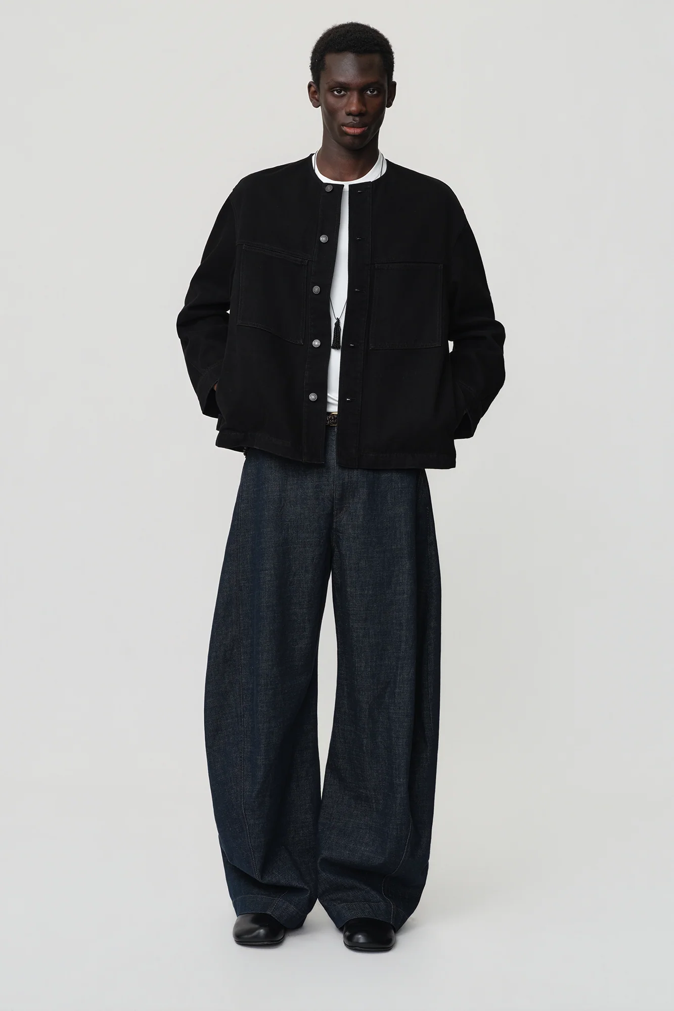 OPICLOTH Classic Indigo Curved-Leg Jeans
