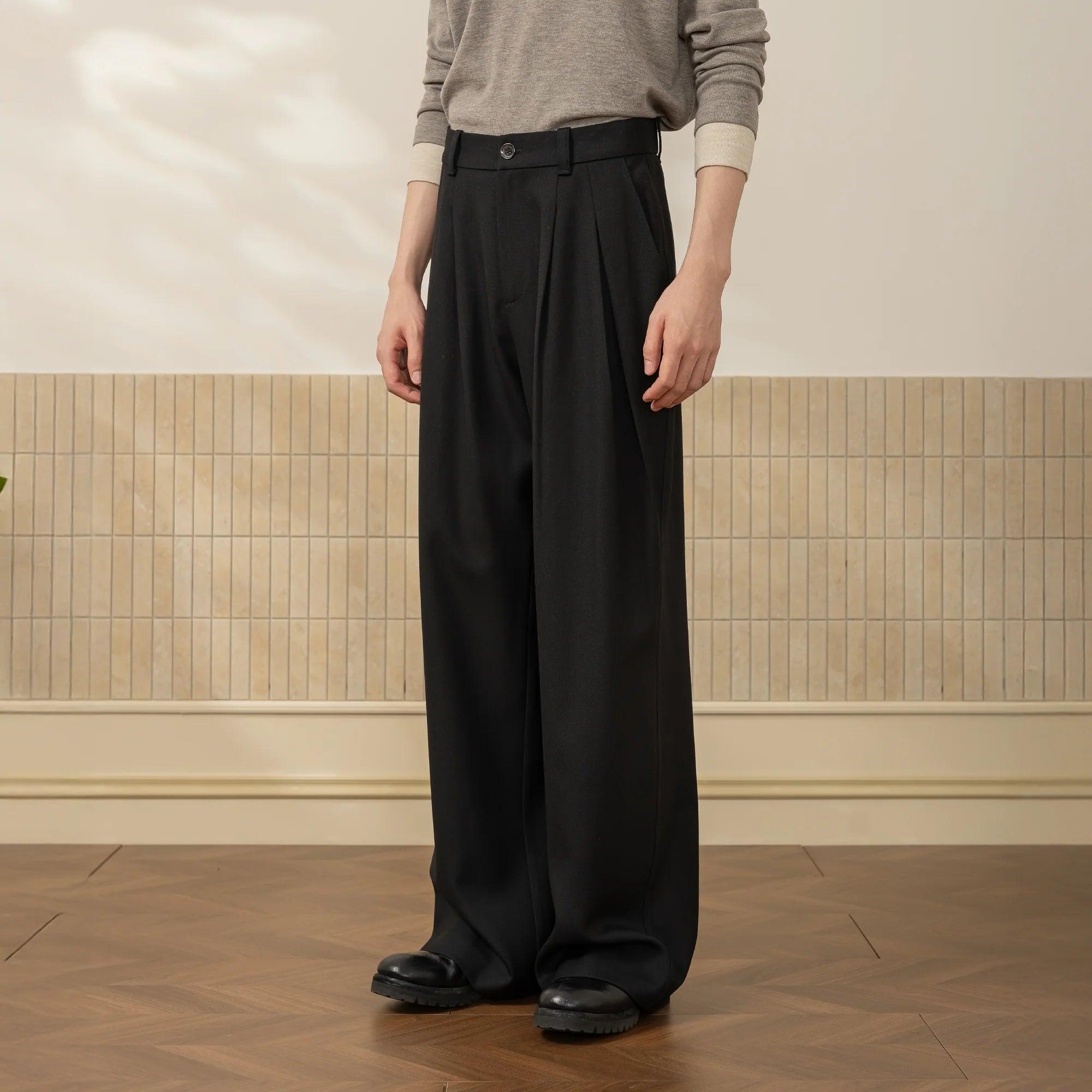 MOITIEDEPETALE Wool-Blended Pleats Trousers