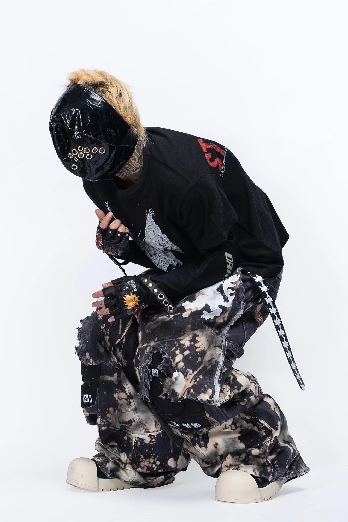 FVVO Stay Weird Graphic Punk T-Shirt