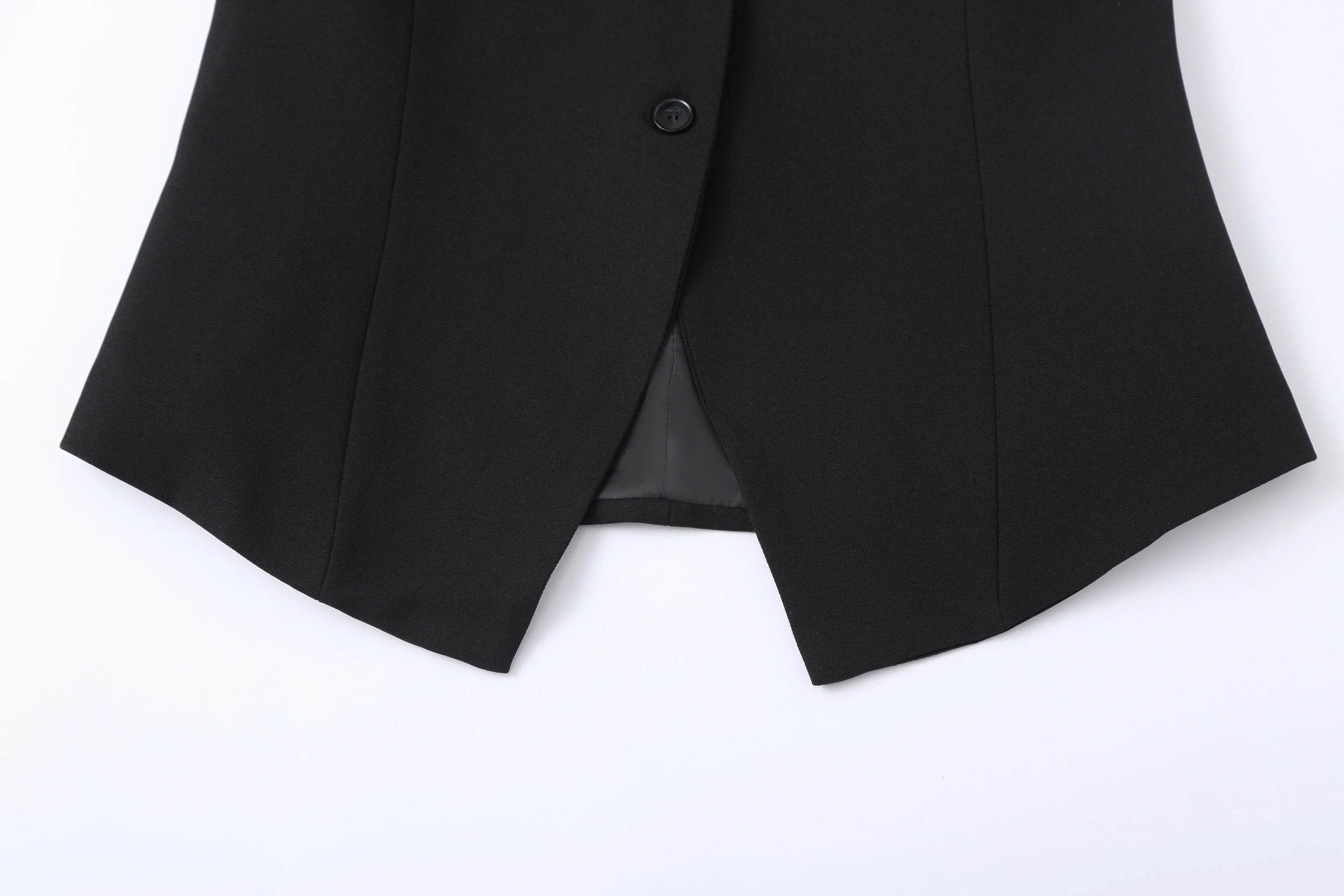 CLP Mandarin-Collar Curved-Placket Button Vest