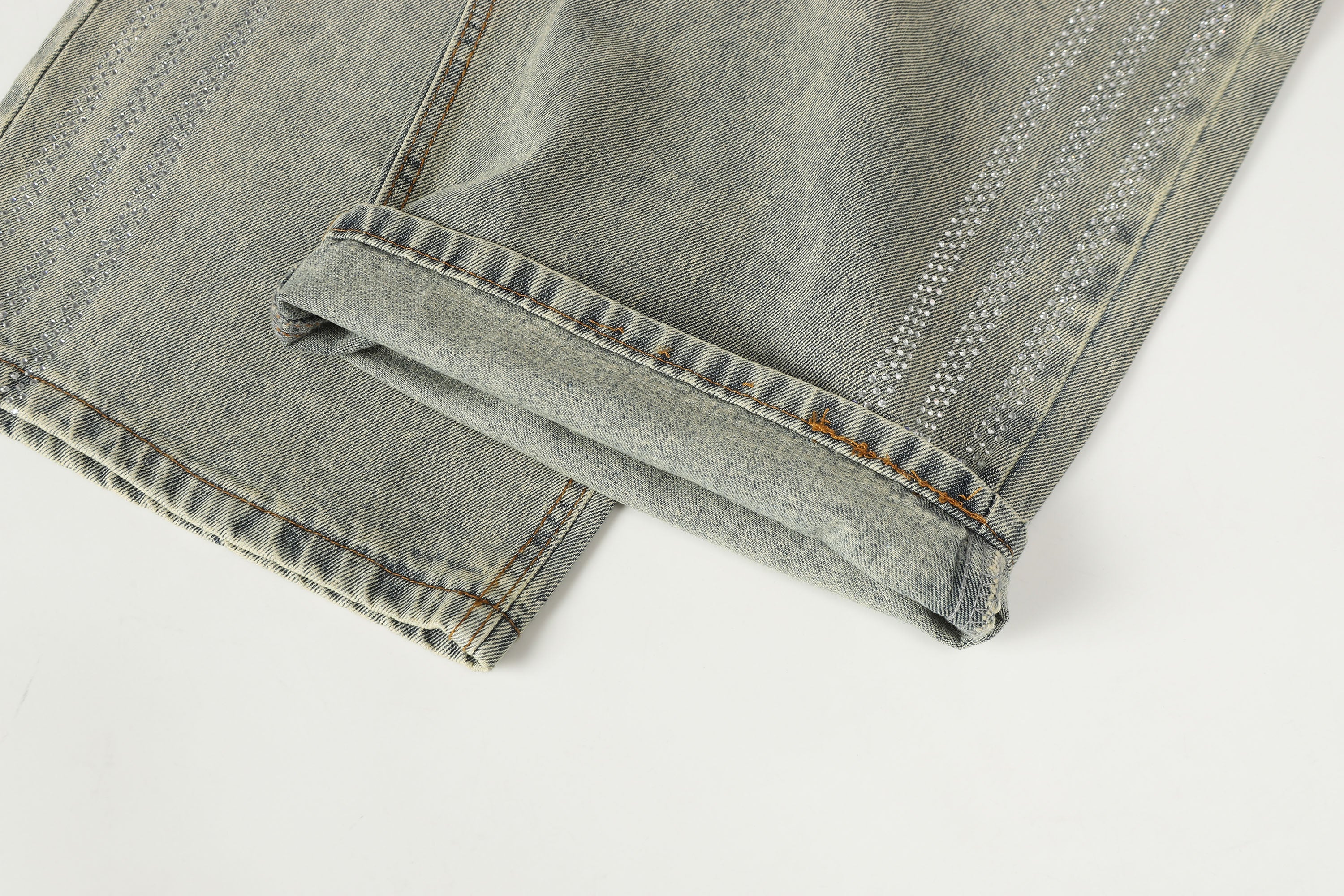 CLP Diamond Arc Washed Wide-Leg Jeans