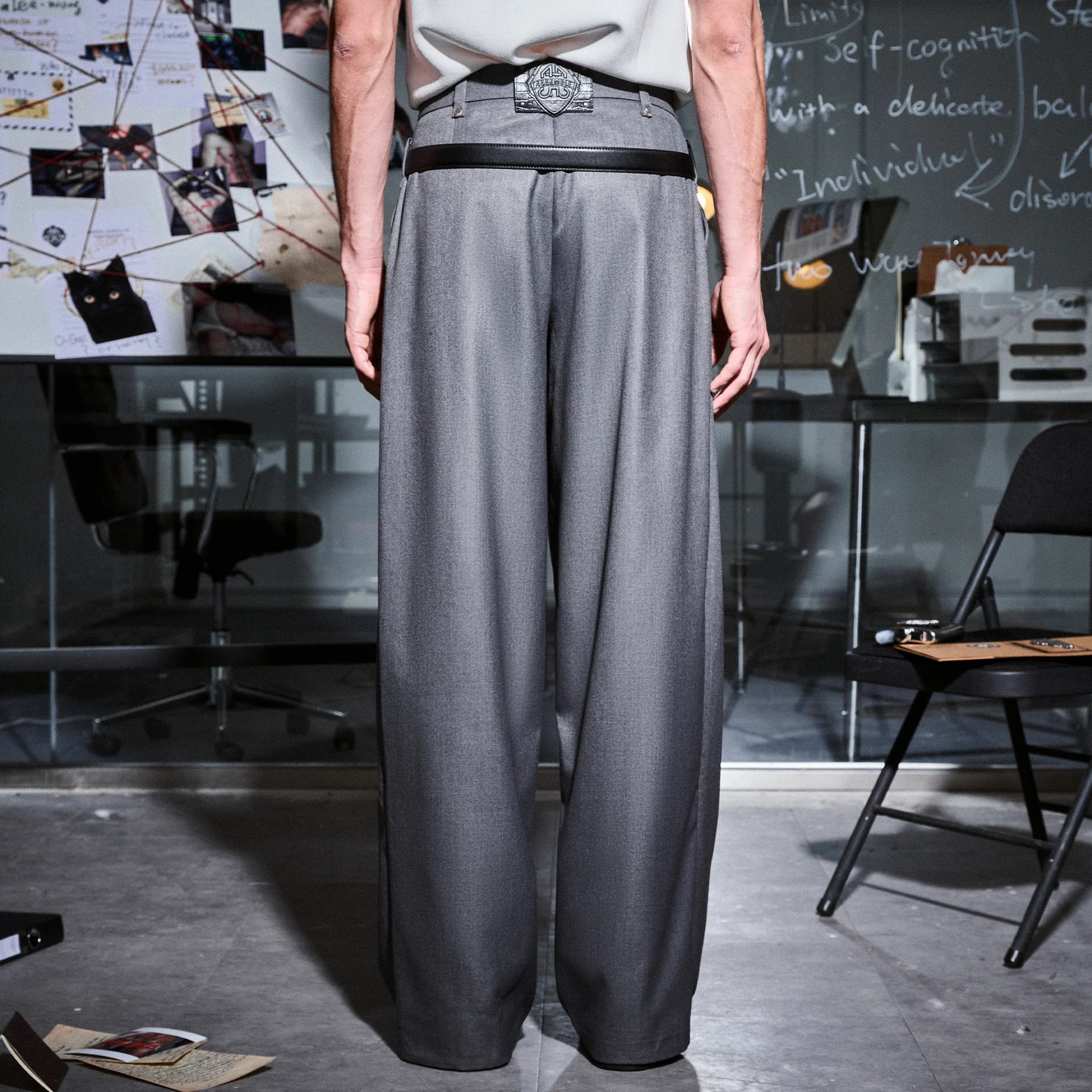 455EMBLE Pleated Wide-Leg Trousers