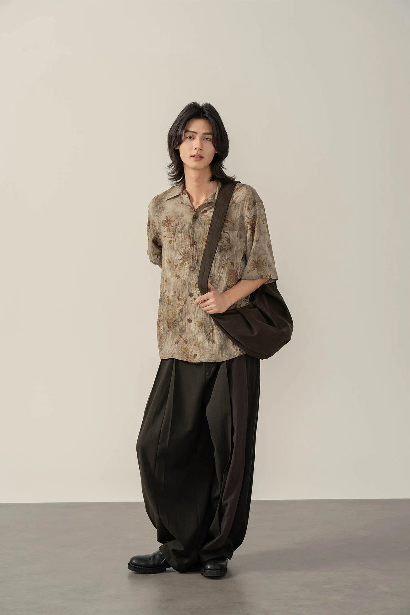 MOITIEDEPETALE Retro Wrinkled Watercolor Floral Half Shirt