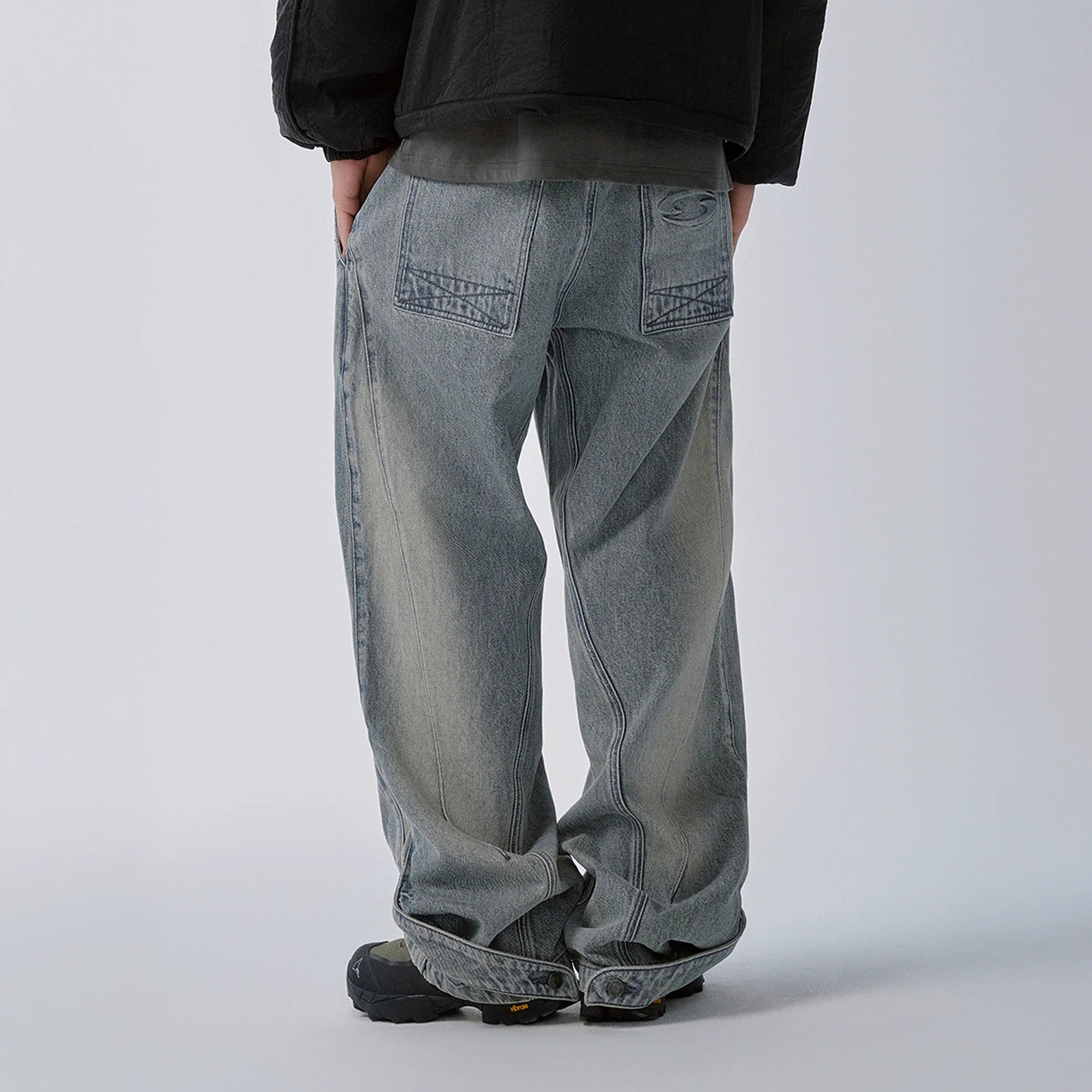 F2CE Washed Panel Adjustable-Hem Denim Pants