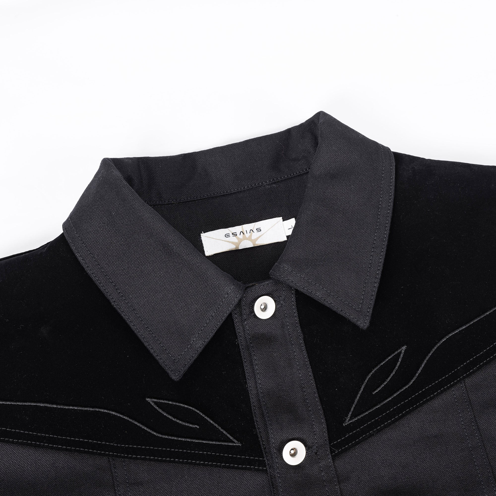 ESAIAS Totem Embroidered Velvet Panel Short Jacket
