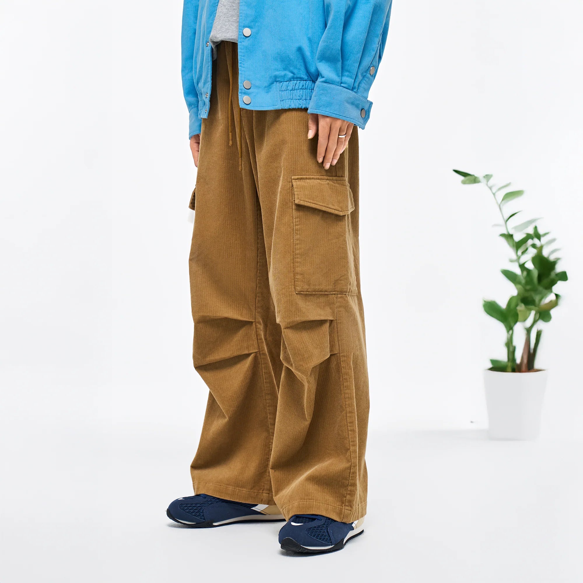 OVERLAPS Corduroy Wide-Leg Stacked Trousers