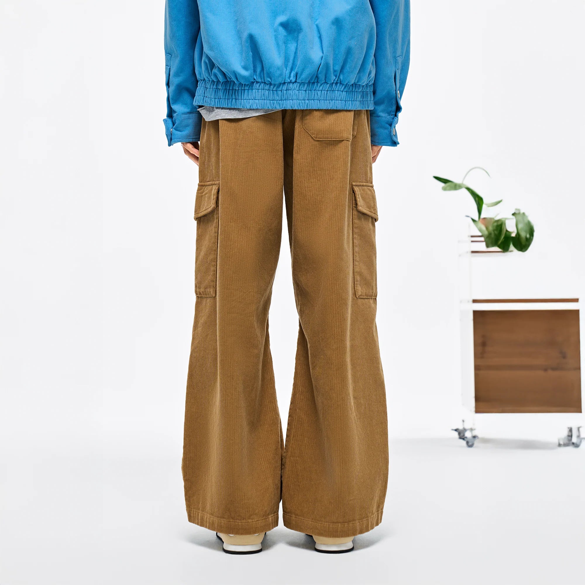 OVERLAPS Corduroy Wide-Leg Stacked Trousers