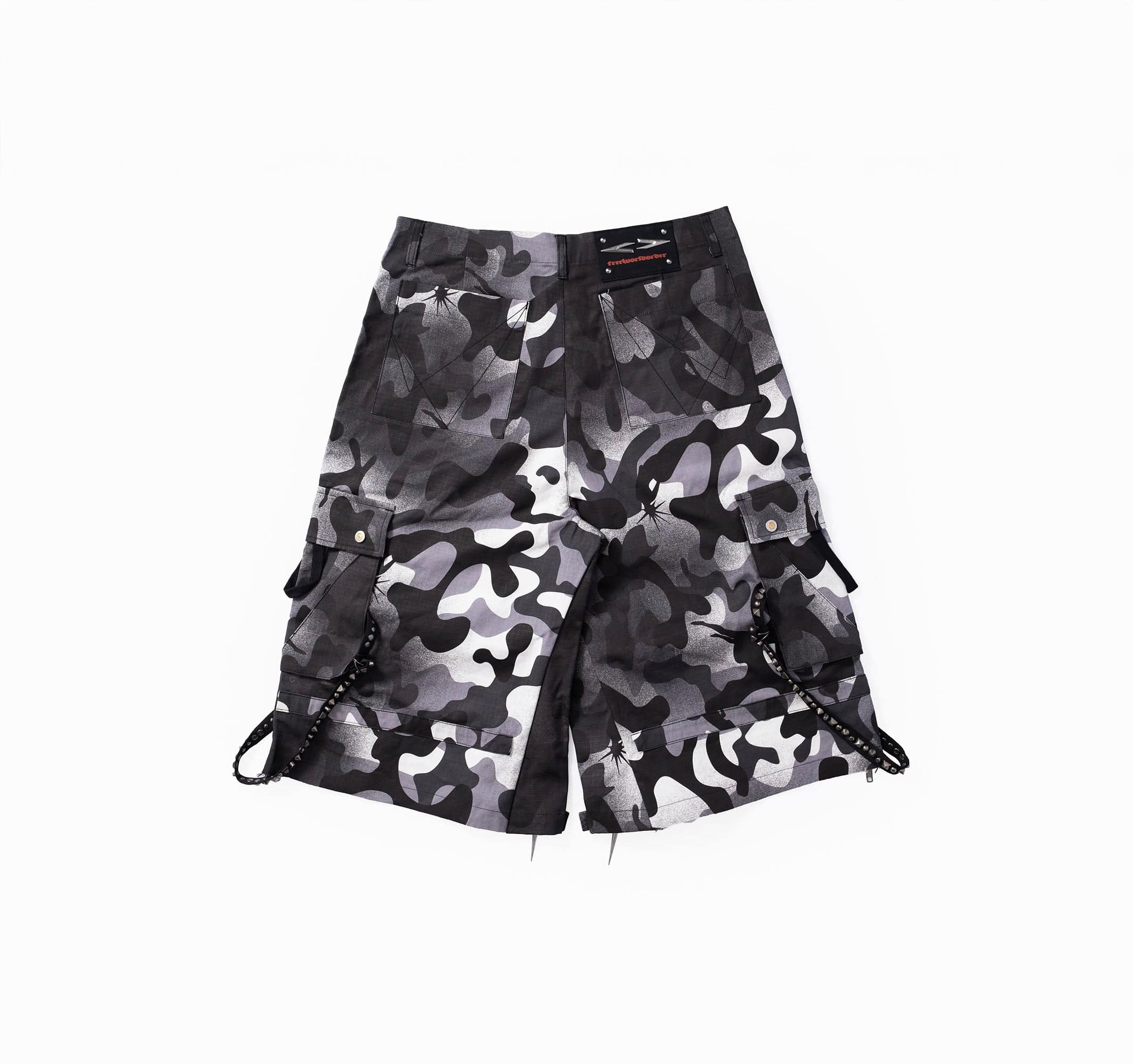 FVVO Distressed Rivet Strap Cargo Shorts Camo