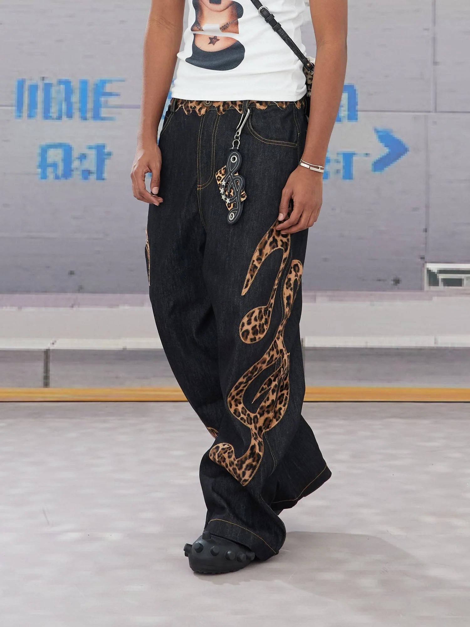 DND4DES Leopard Music Note Patch Baggy Jeans