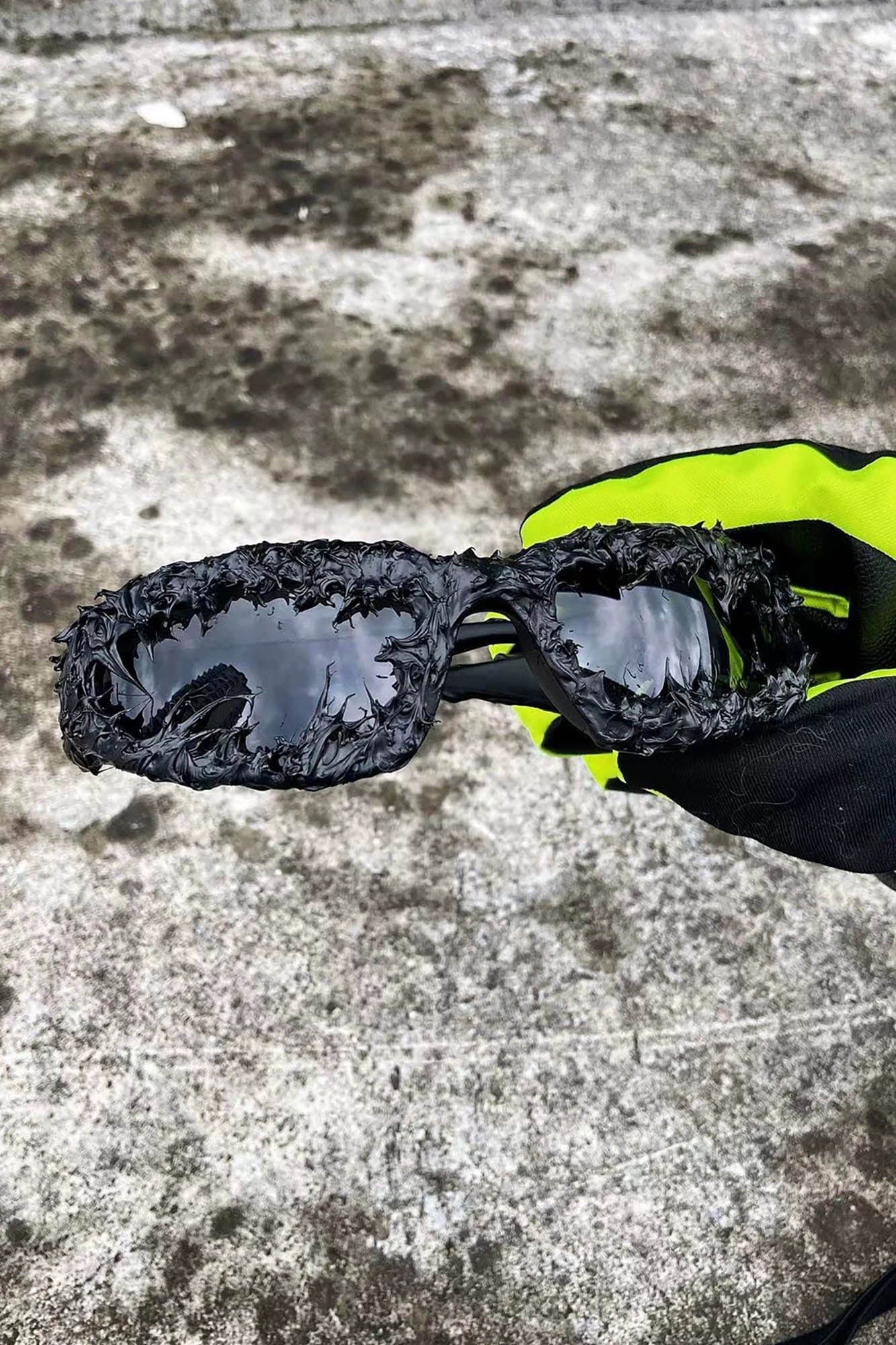 Pi0neeR Venom Melt Dripped Resin Sunglasses Black