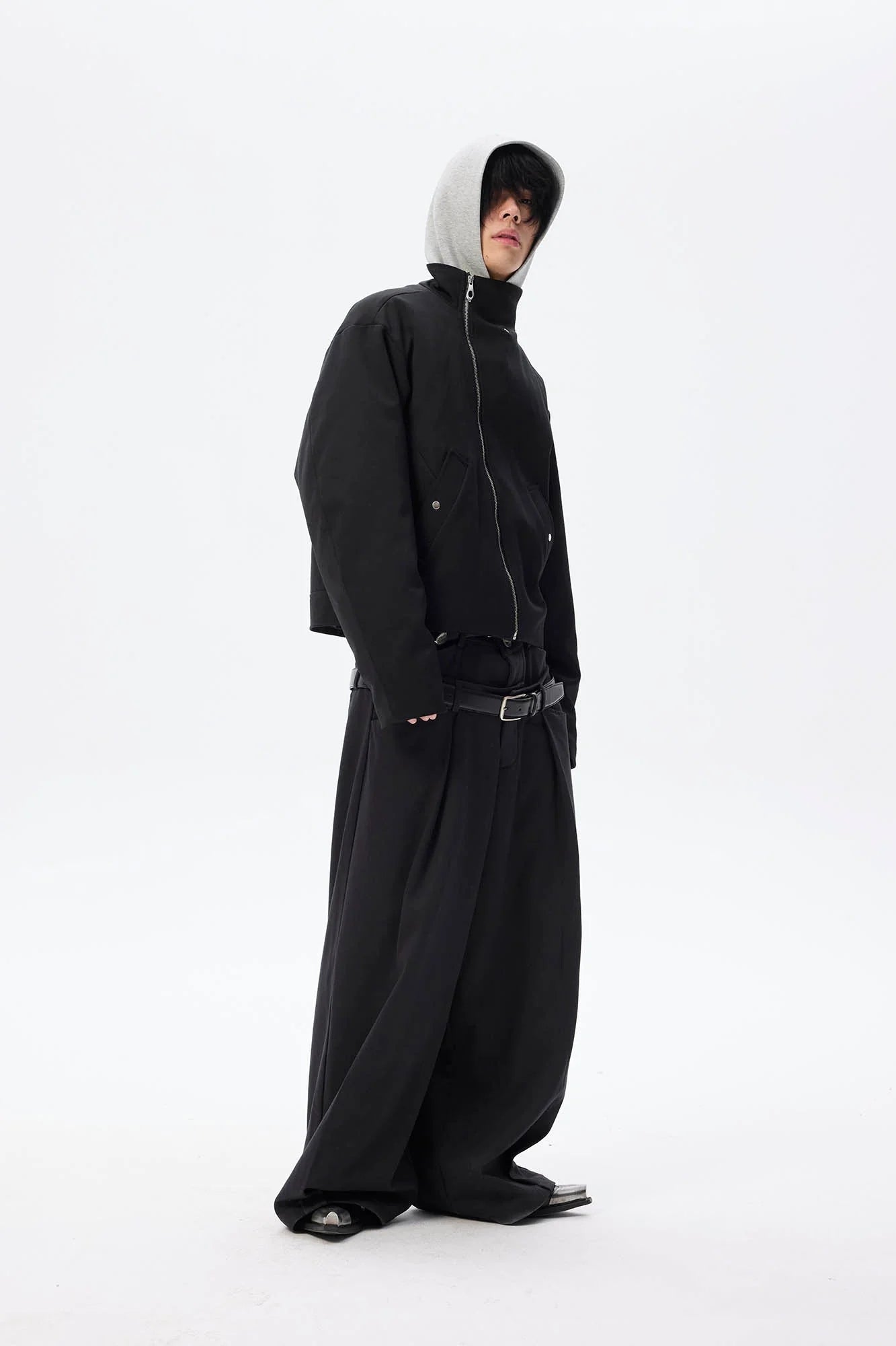 WHISTLEHUNTER Asymmetrical Zipper Detachable Hooded Layered Jacket